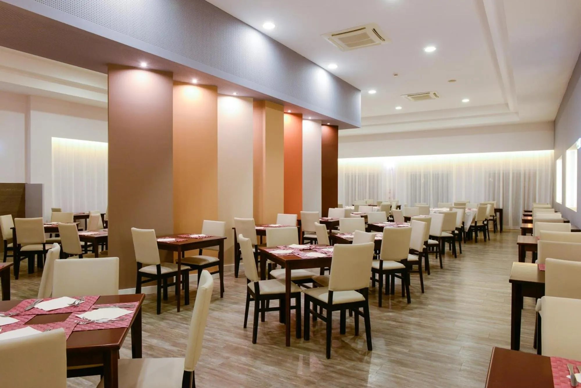 Restaurant/places to eat in 3HB Clube Humbria - All Inclusive