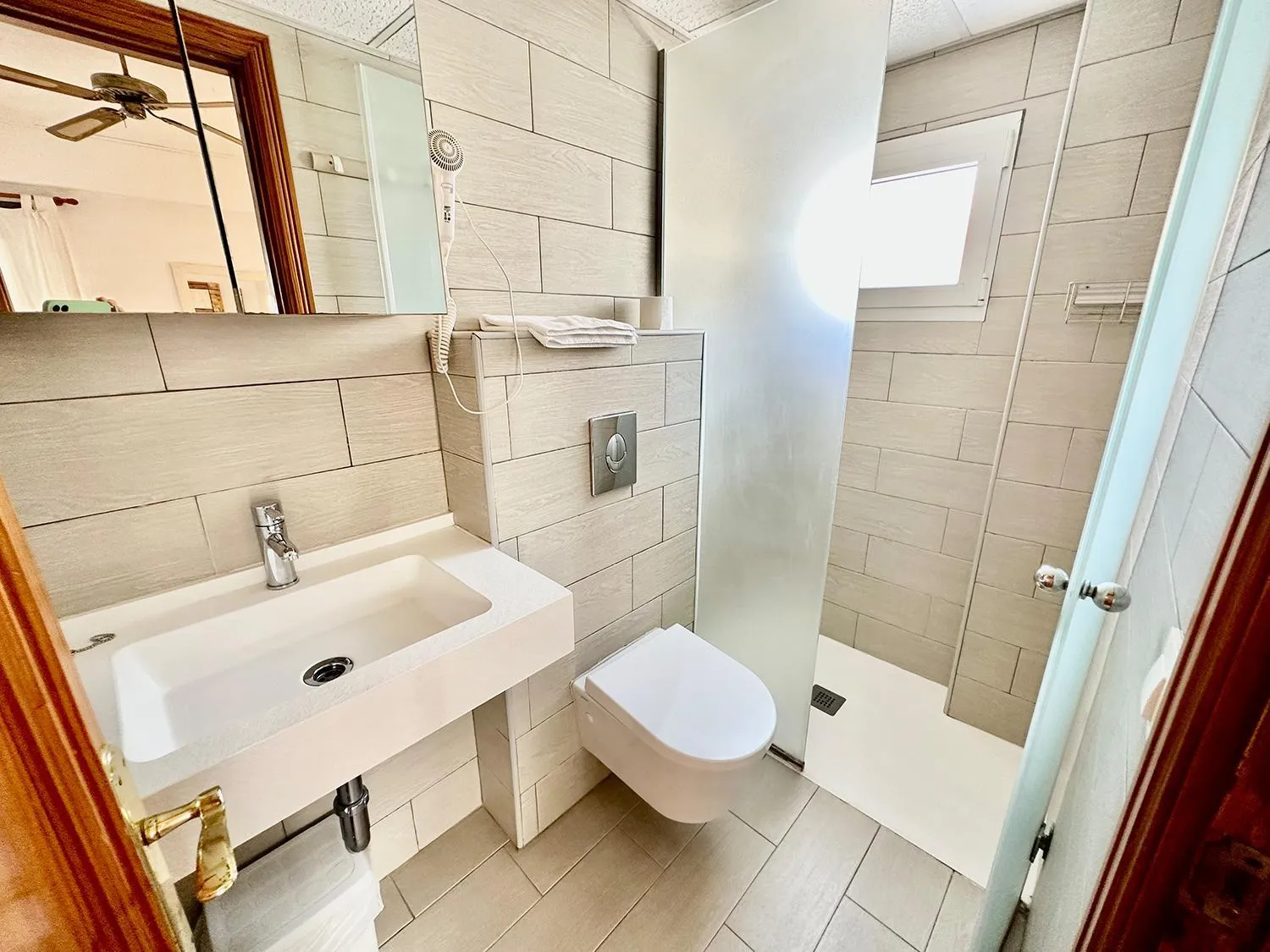 Bathroom in Hotel Marbel