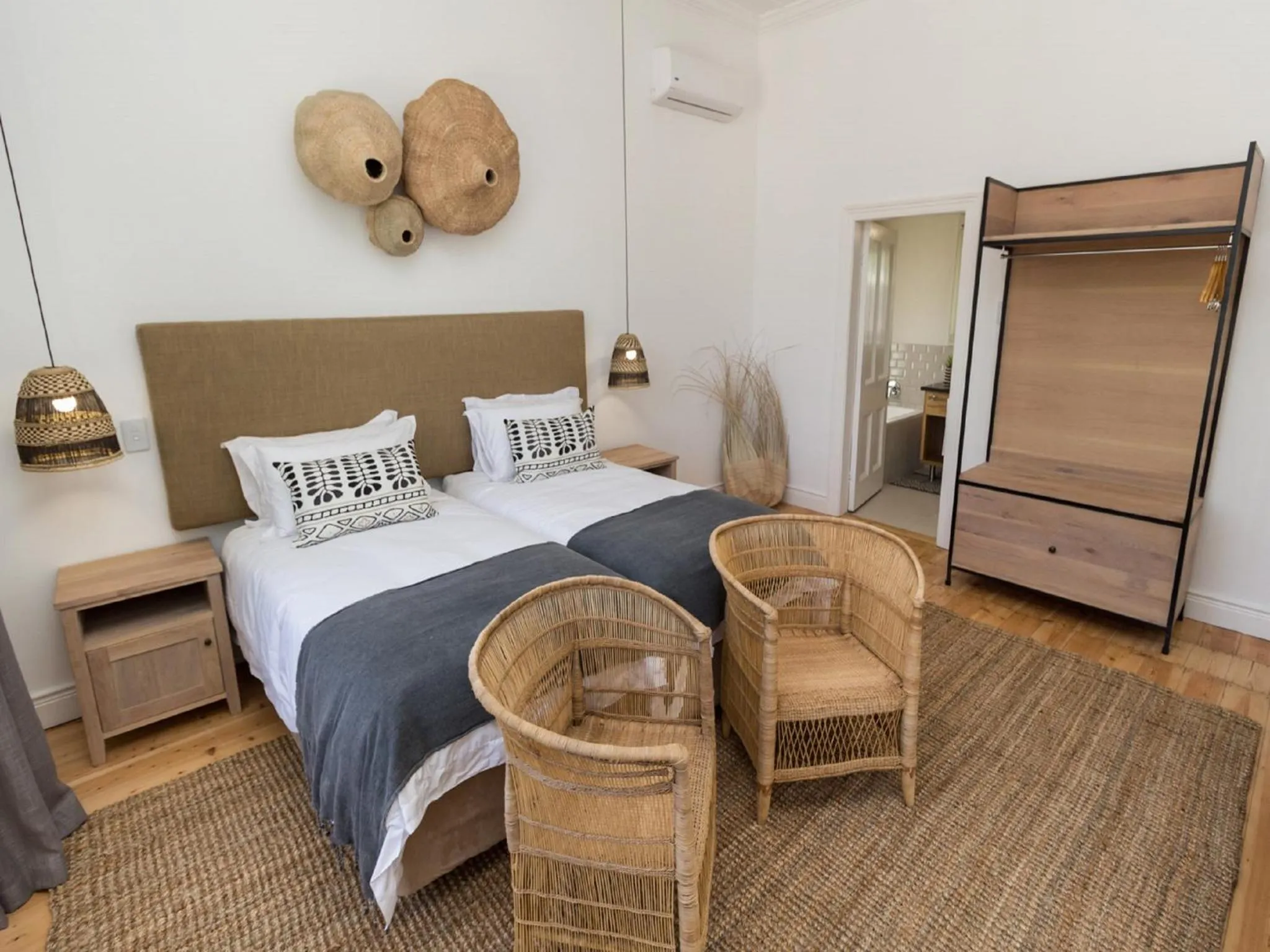 Bed in Monte Vista Boutique Hotel