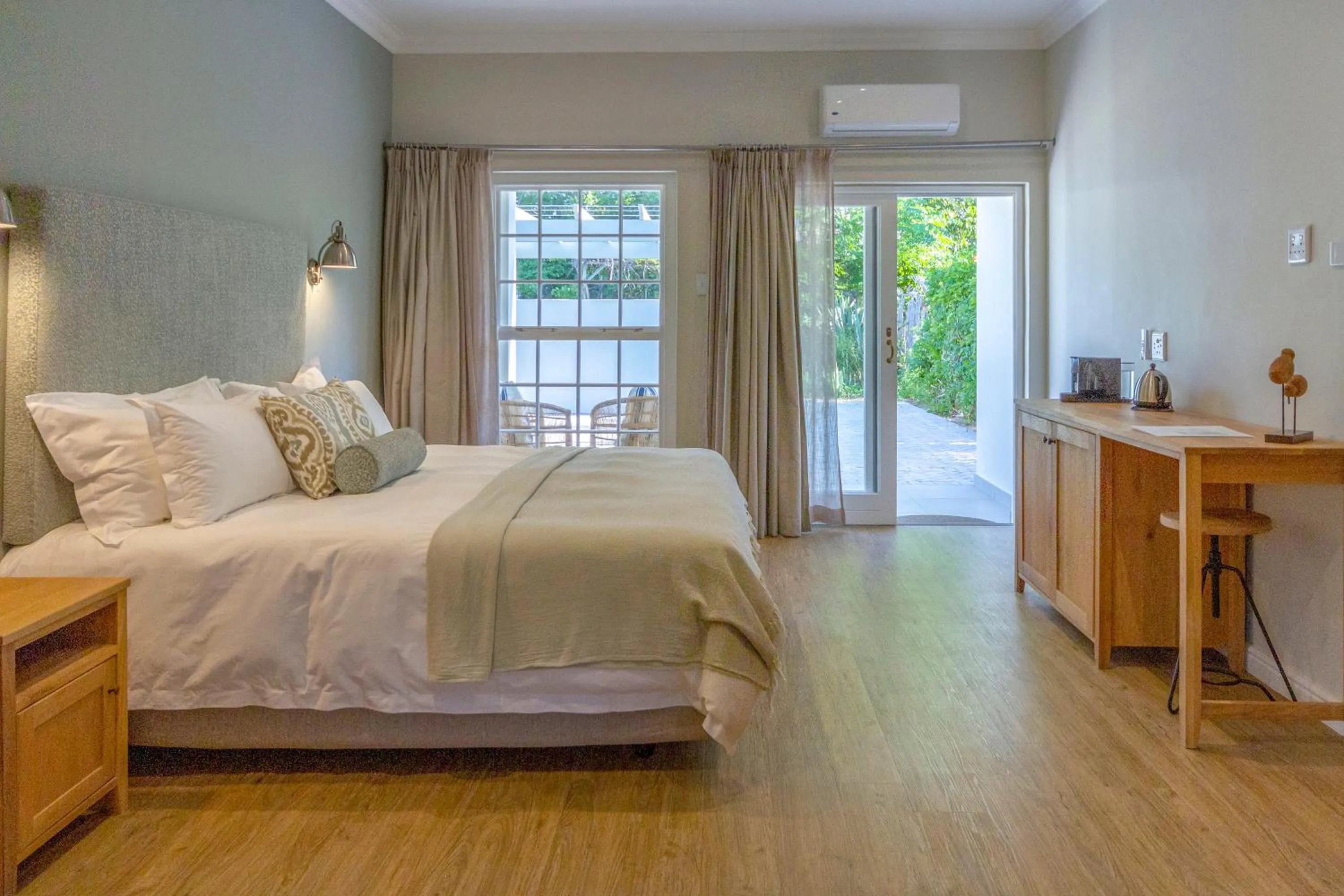 Bed in Monte Vista Boutique Hotel