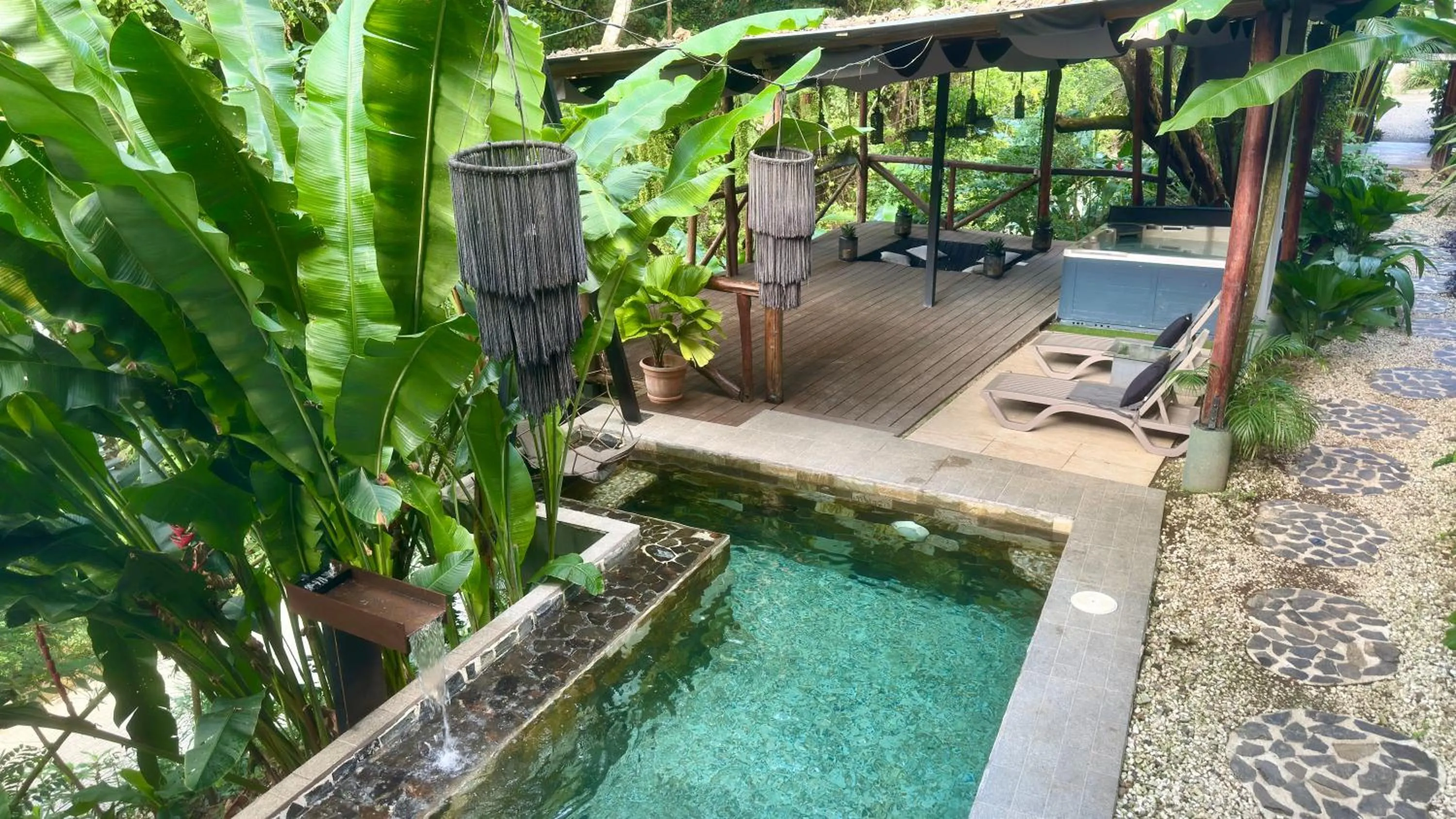 Pool view in Canaima Chill House