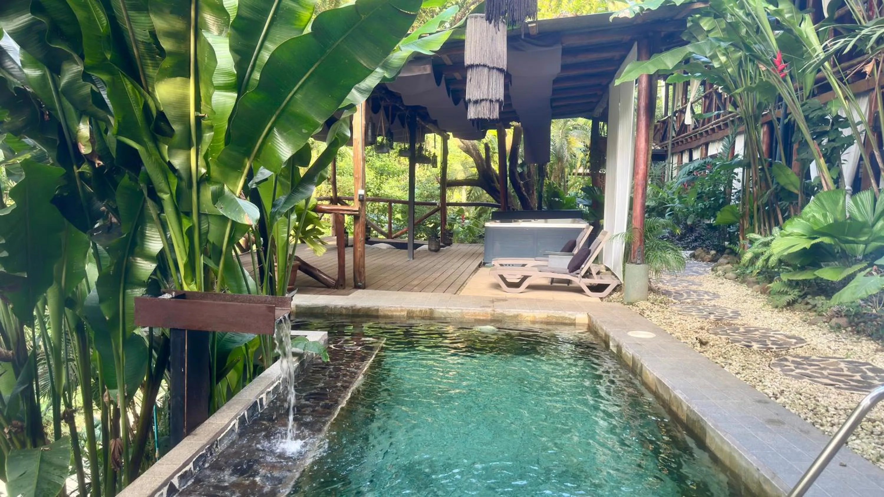 Pool view in Canaima Chill House