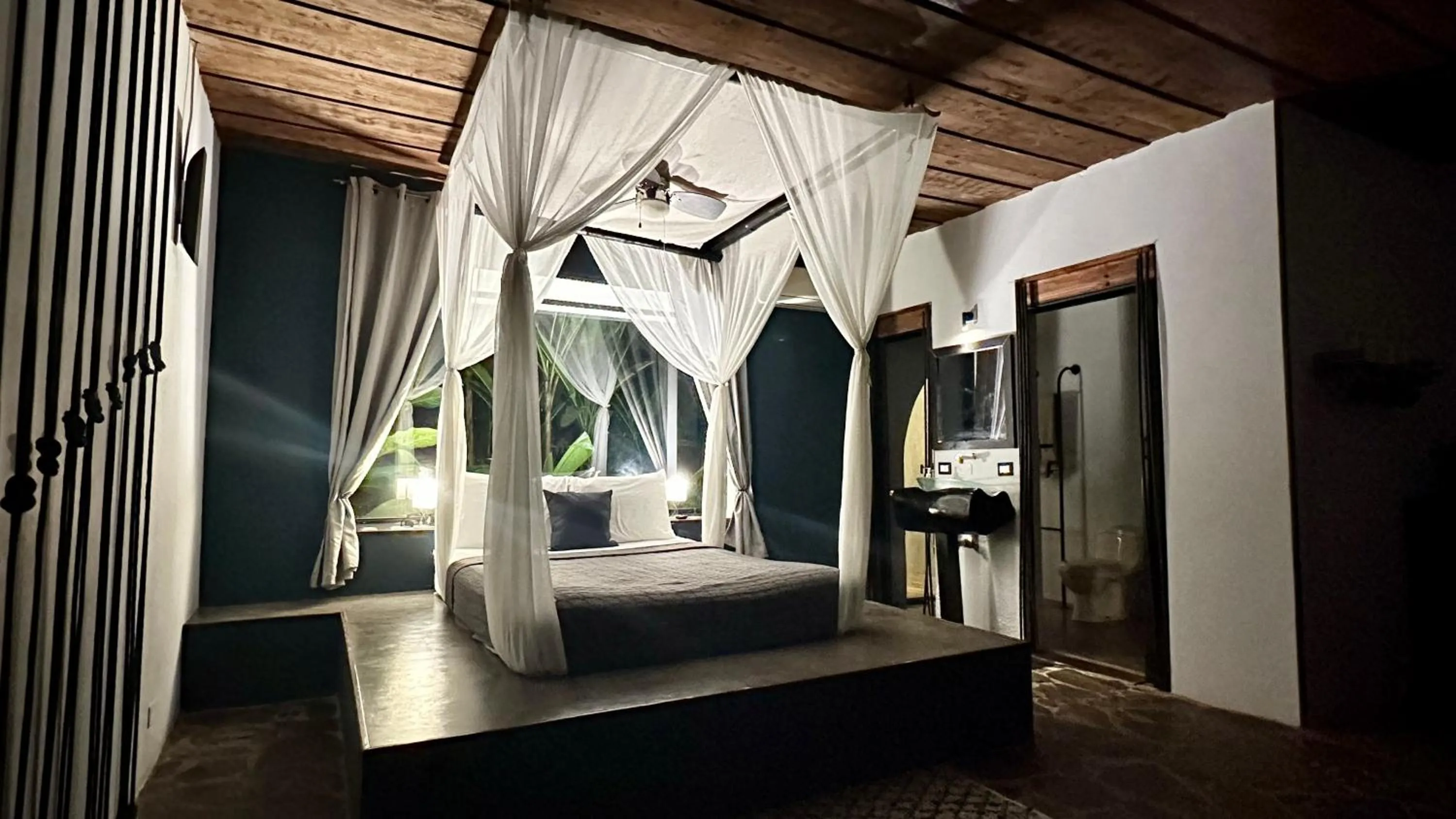 Bed in Canaima Chill House