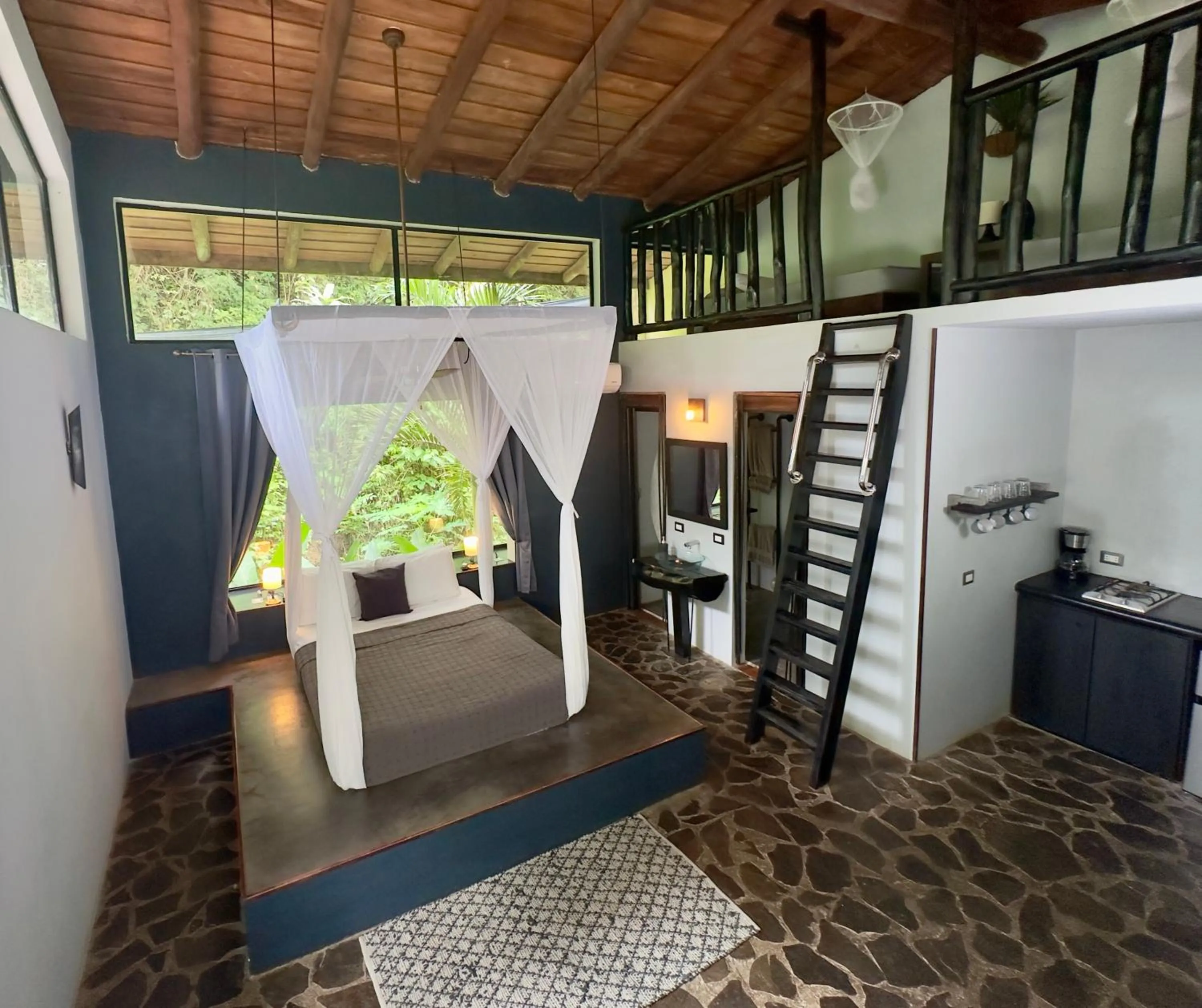 Bed in Canaima Chill House