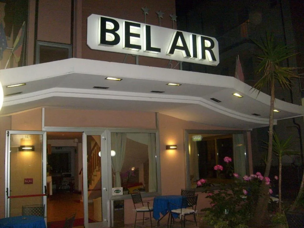 Night in Hotel Bel Air Frontemare