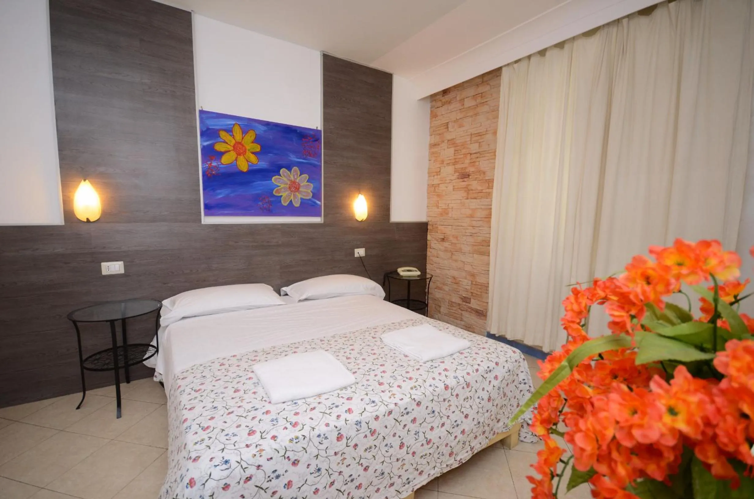 Bedroom, Bed in Hotel Clinton