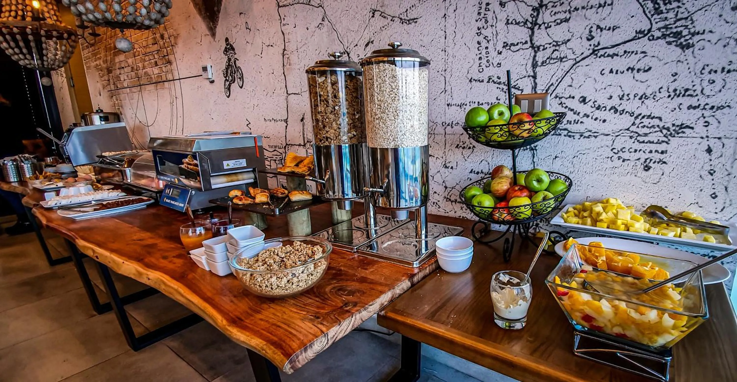 Buffet breakfast in EcoApart Antofagasta