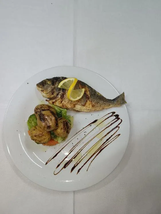 Restaurant/places to eat in Grande Hotel Dom Dinis