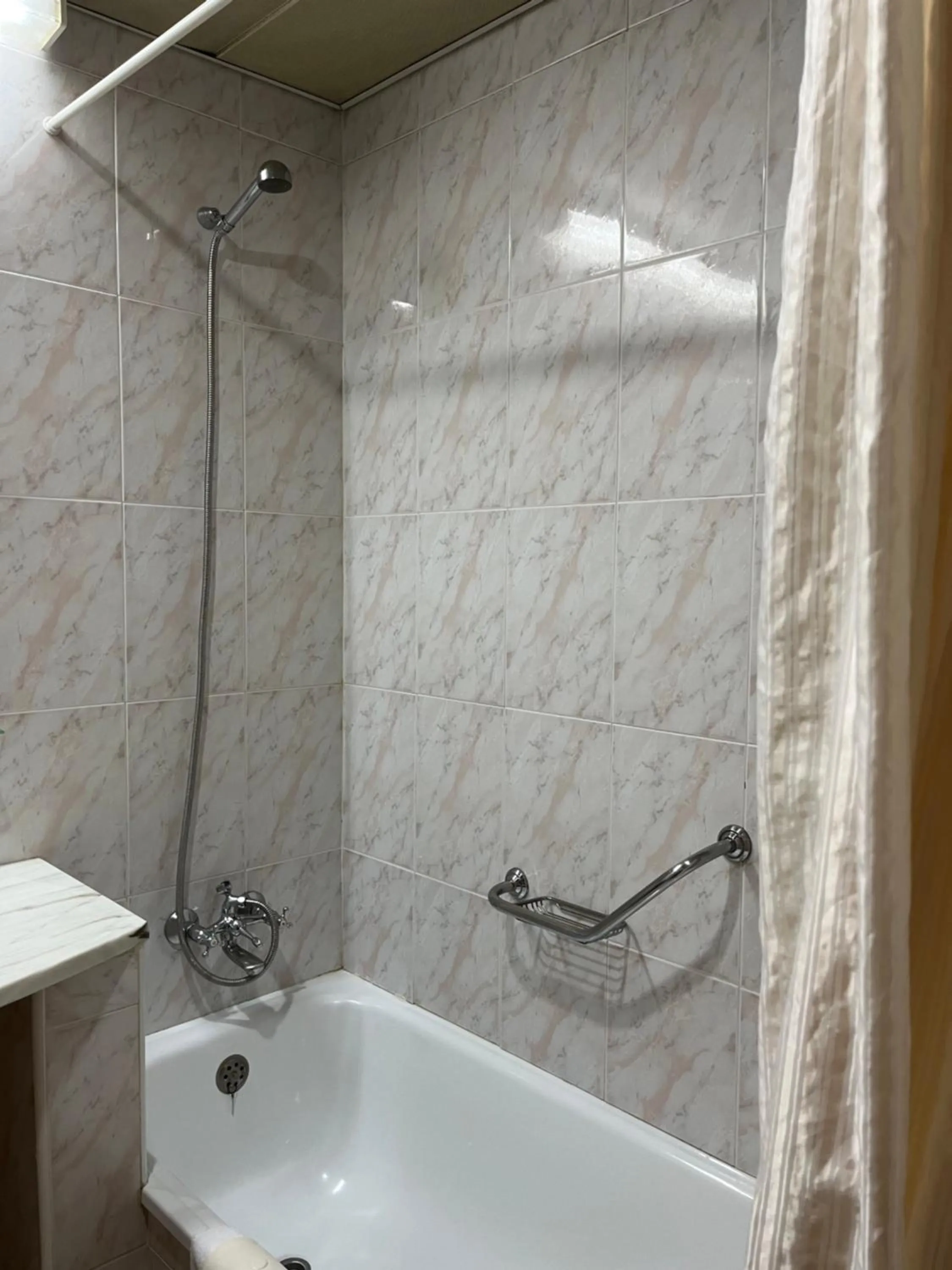 Bathroom in Grande Hotel Dom Dinis