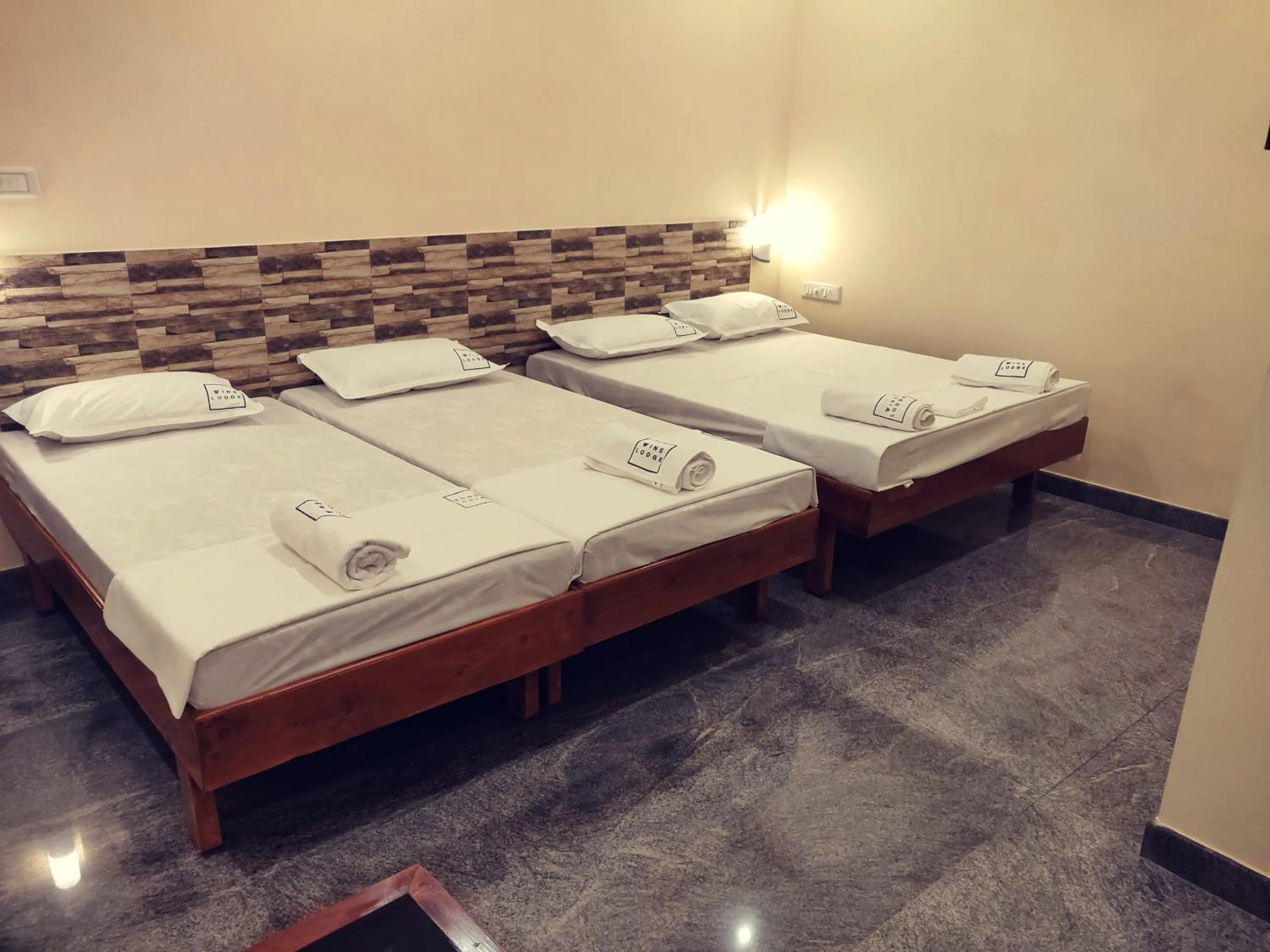 Bed in Hotel Wins