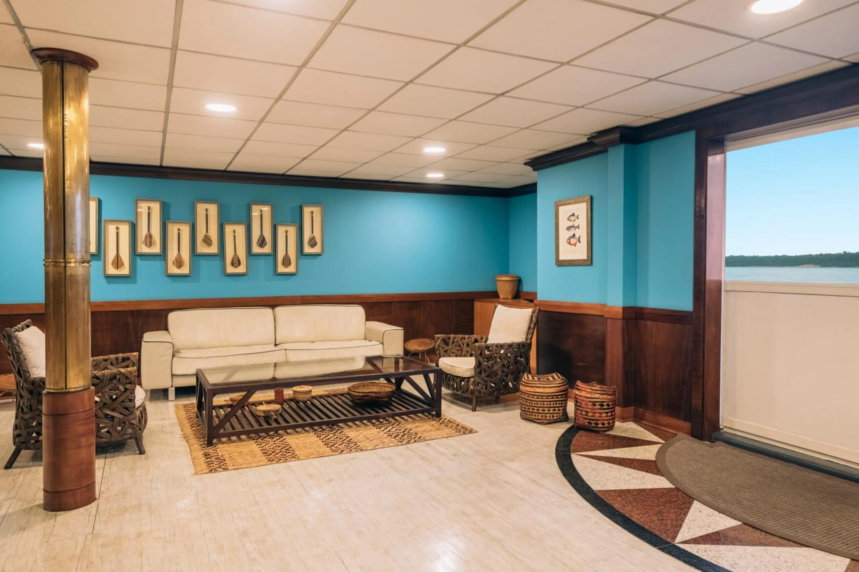 Communal lounge/ TV room in Grand Amazon Expedition - All Inclusive