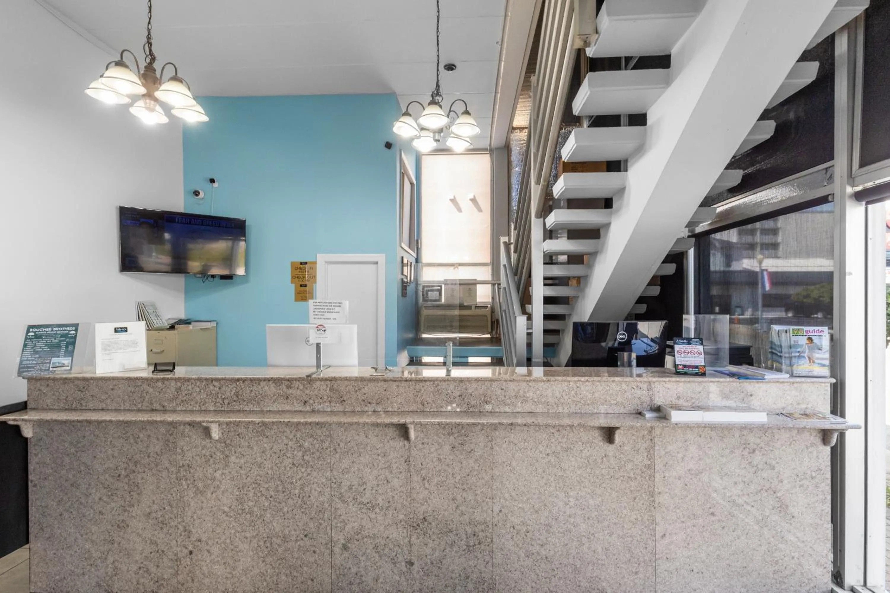 Lobby or reception in Travelodge by Wyndham Virginia Beach