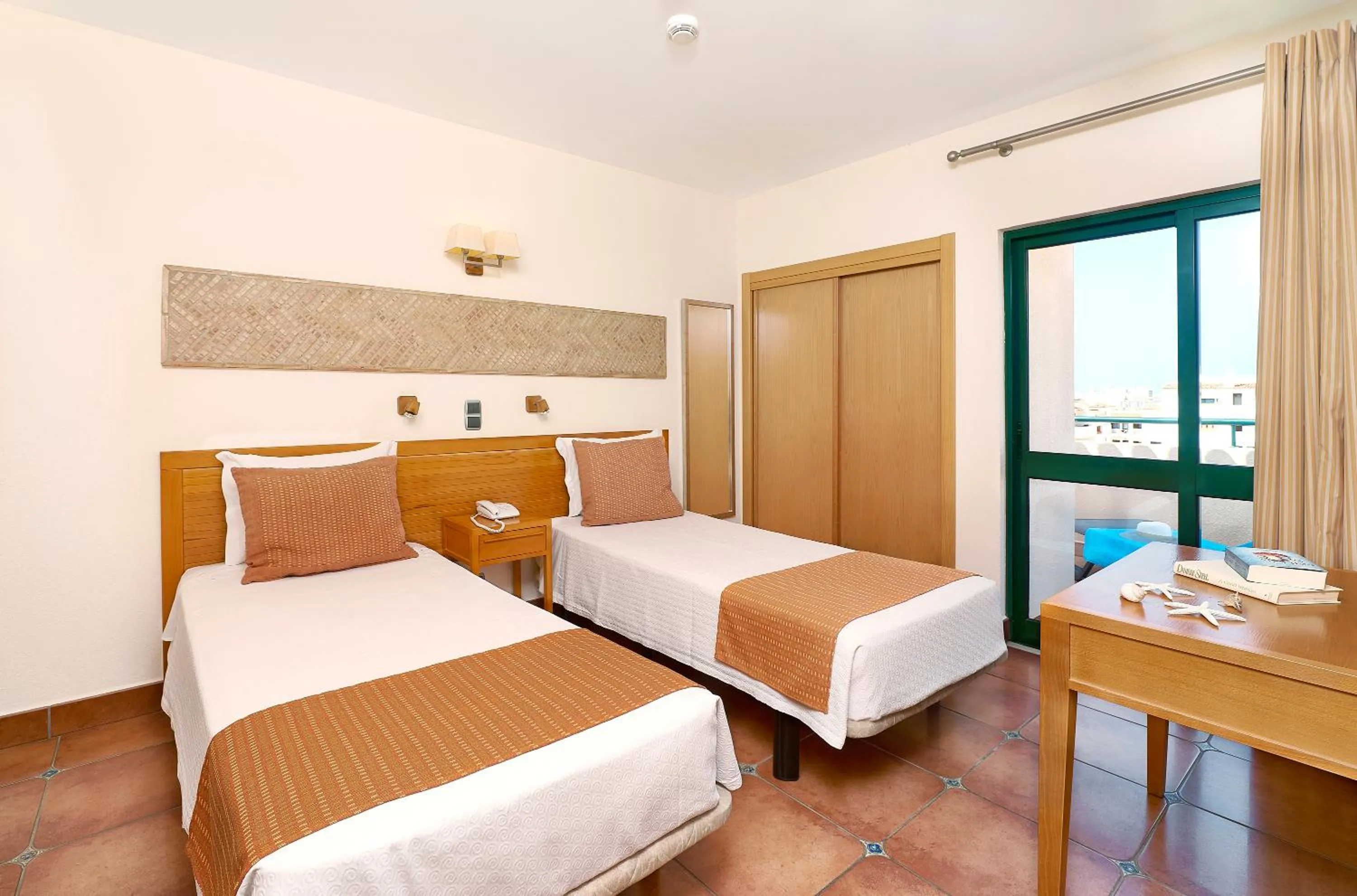 Bedroom, Bed in Oceanus Aparthotel