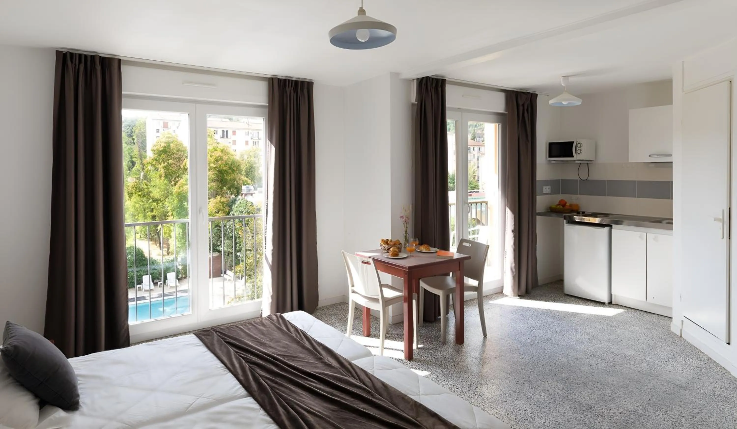 Bed in Appart Hotel Corte HR