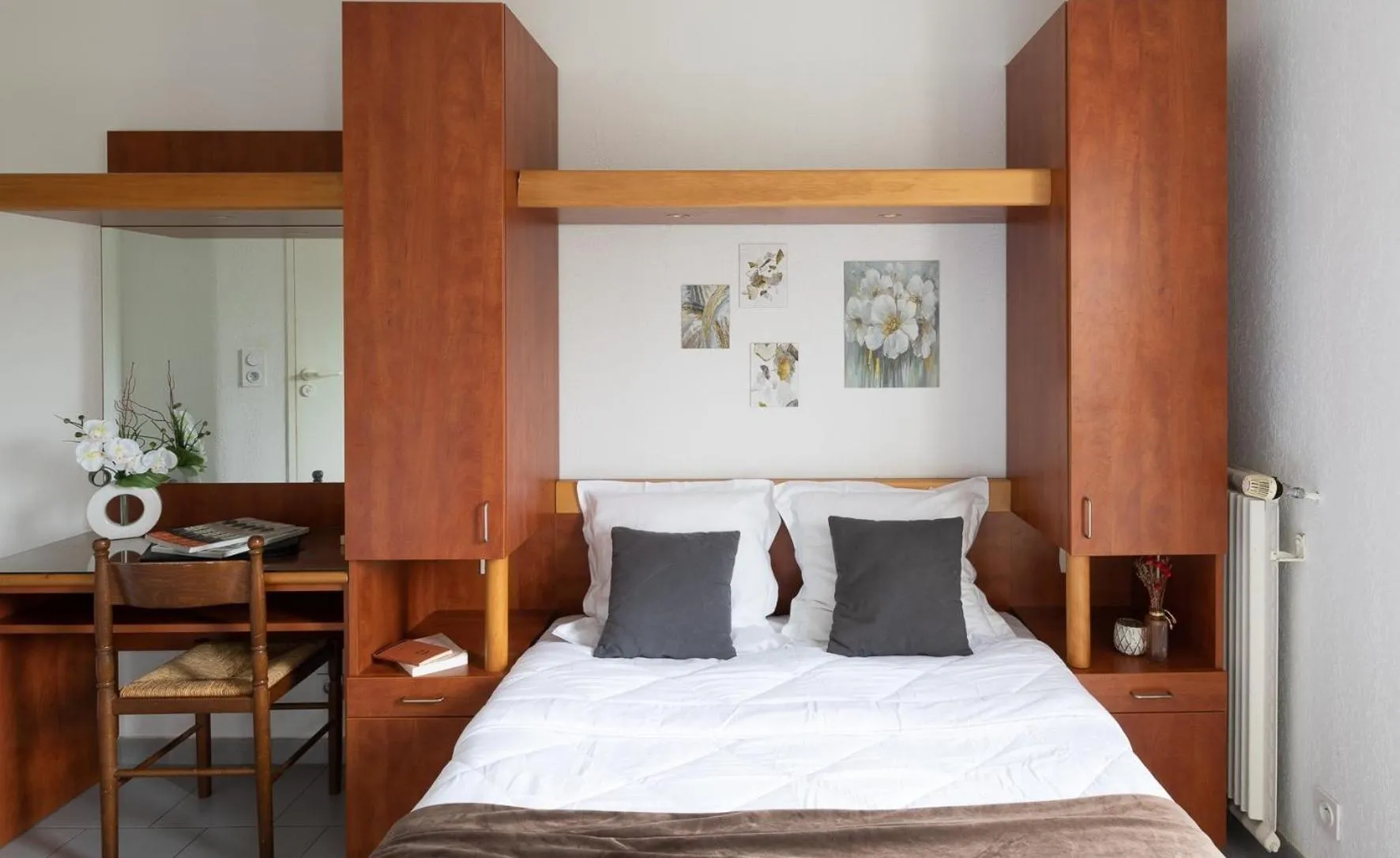 Bed in Appart Hotel Corte HR