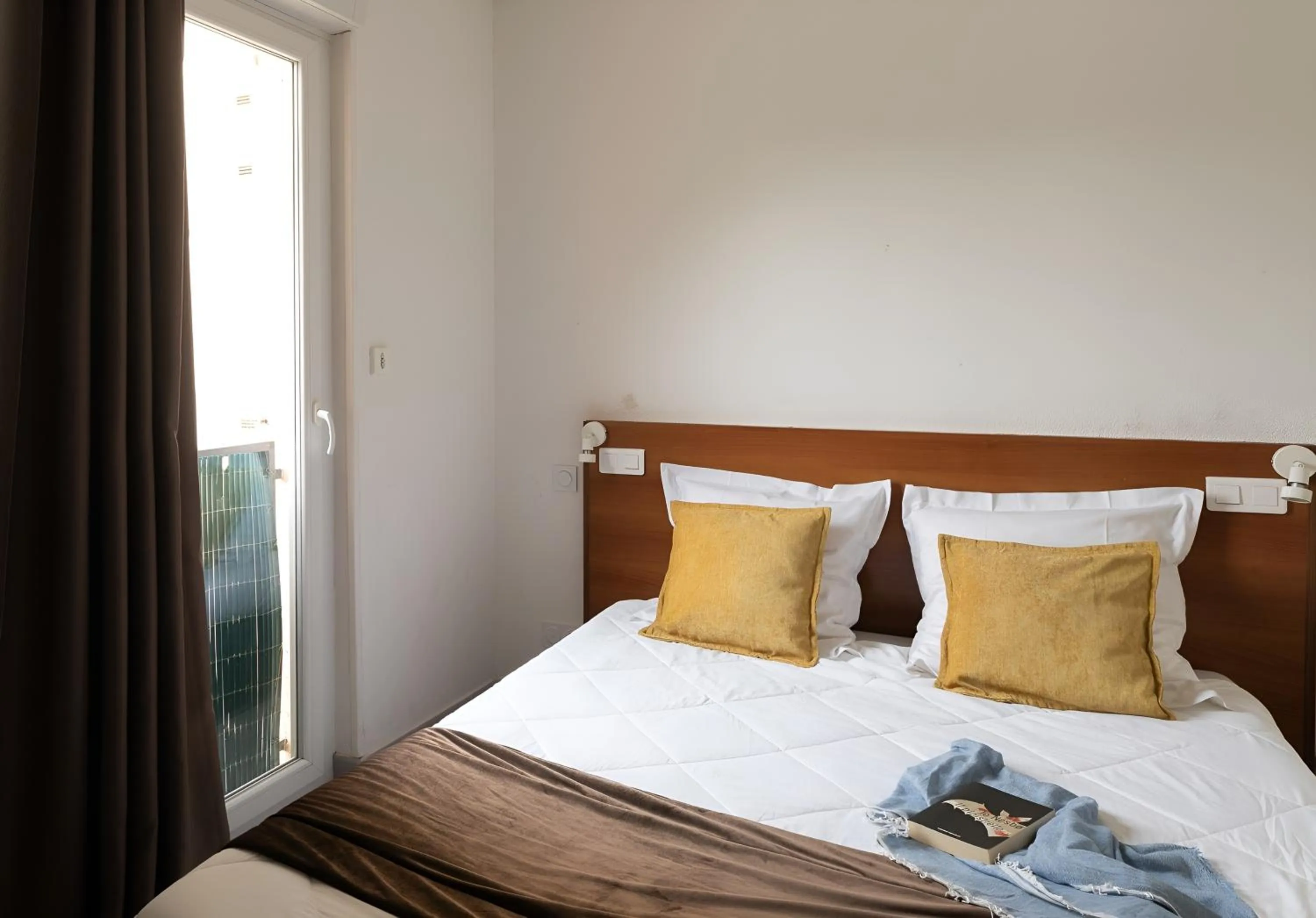 Bed in Appart Hotel Corte HR