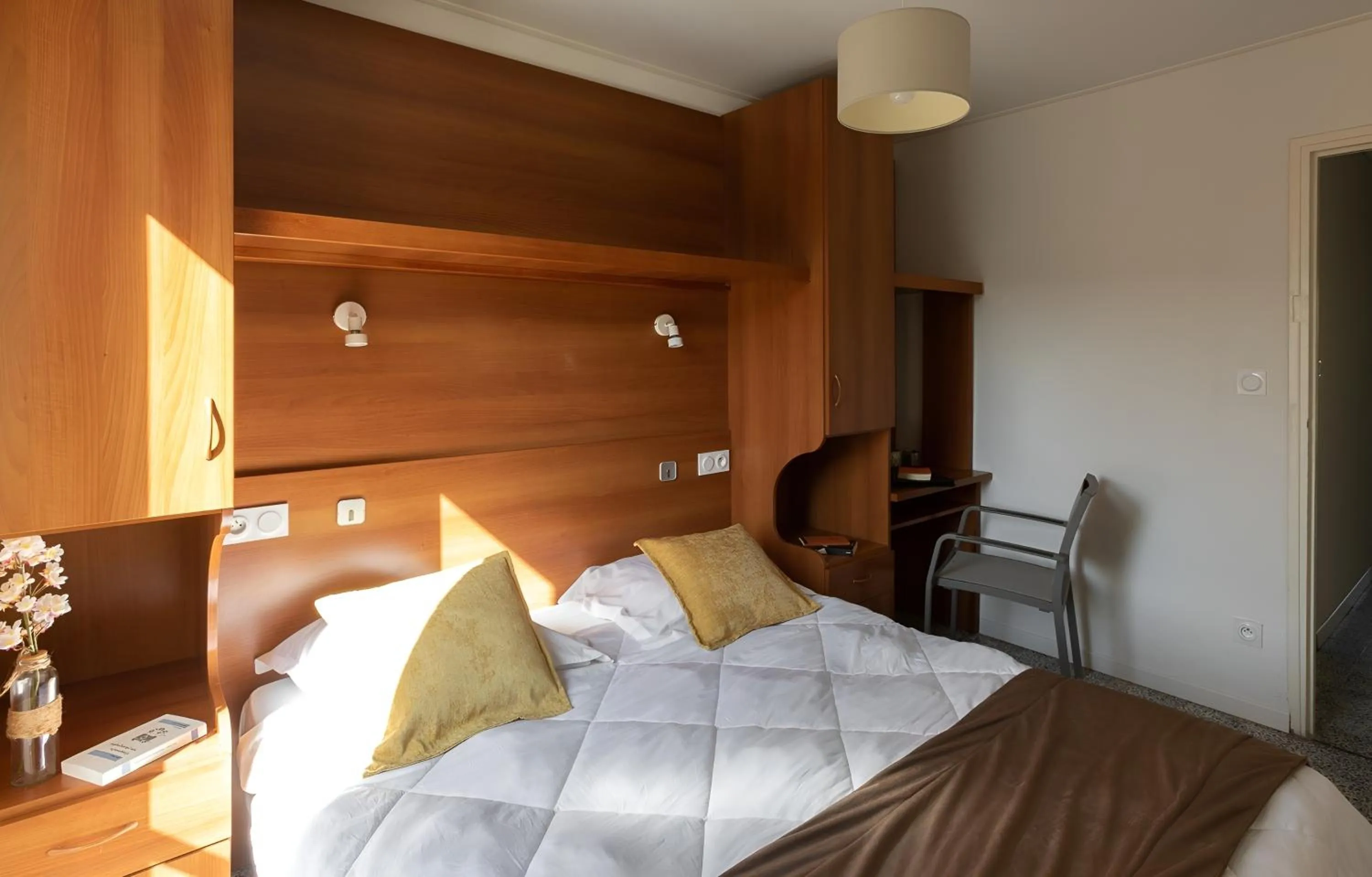 Bed in Appart Hotel Corte HR