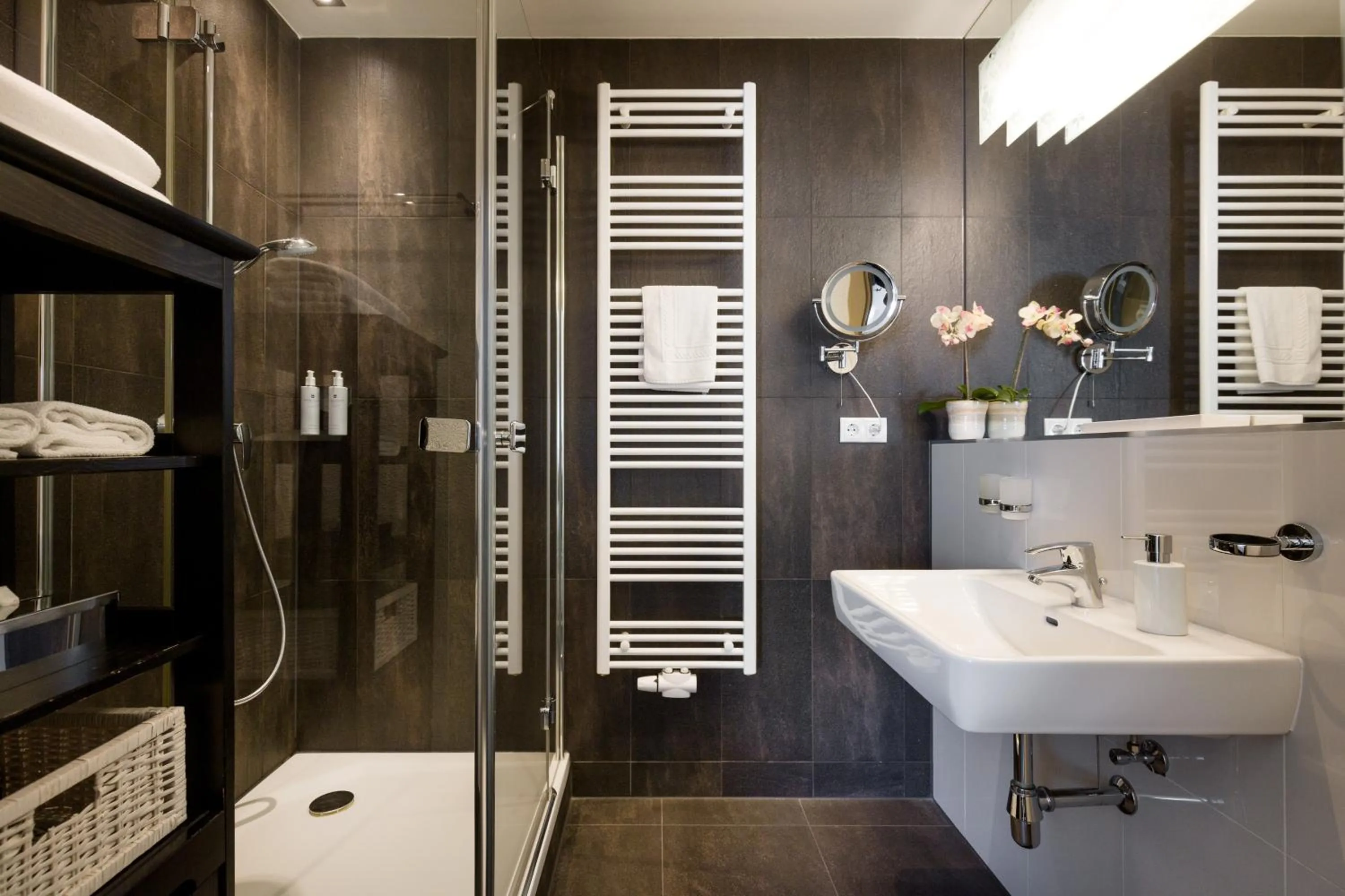 Shower in RAFAEL KAISER - Premium Apartments - Contactless Check-In
