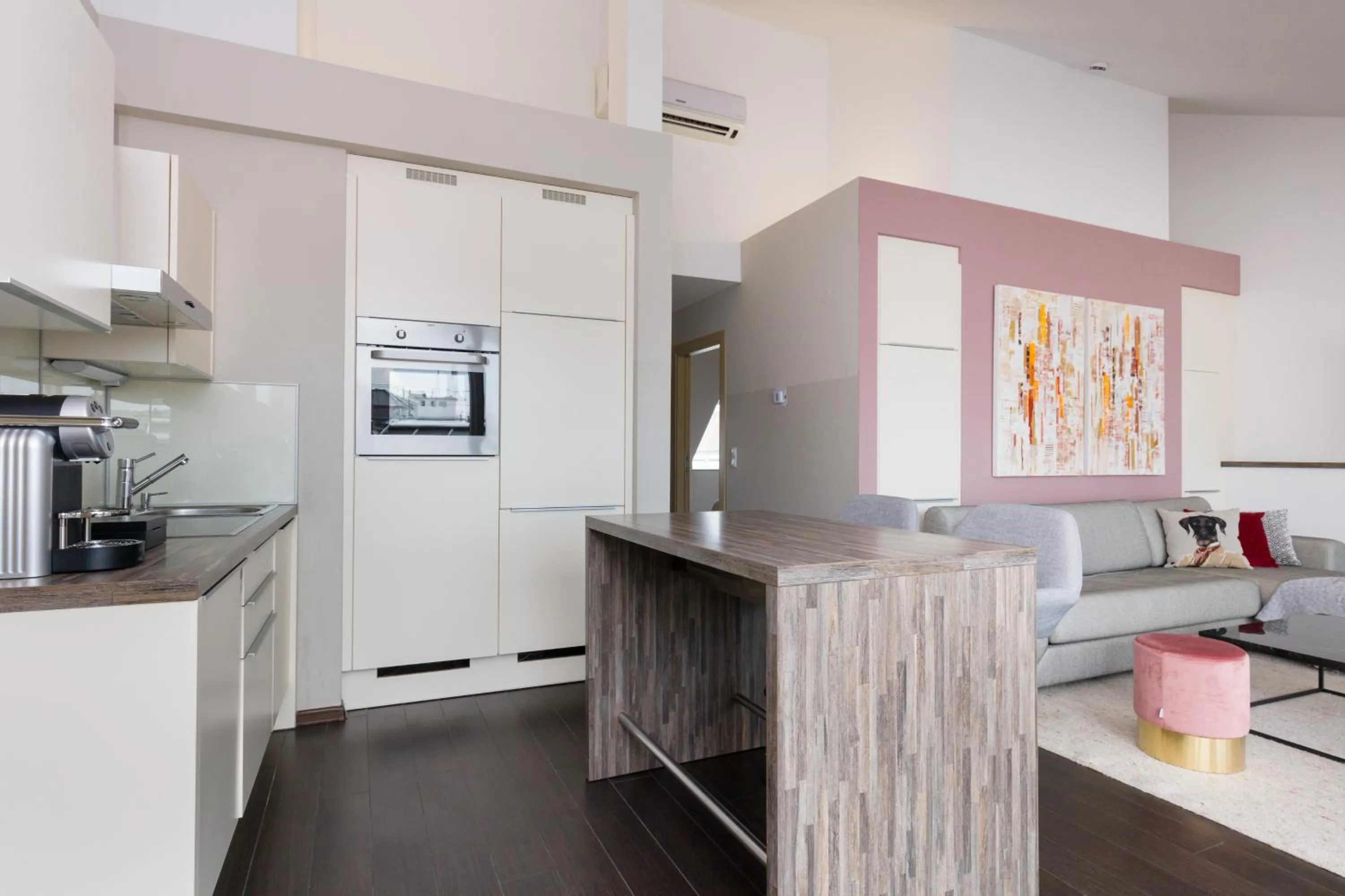 Kitchen or kitchenette in RAFAEL KAISER - Premium Apartments - Contactless Check-In