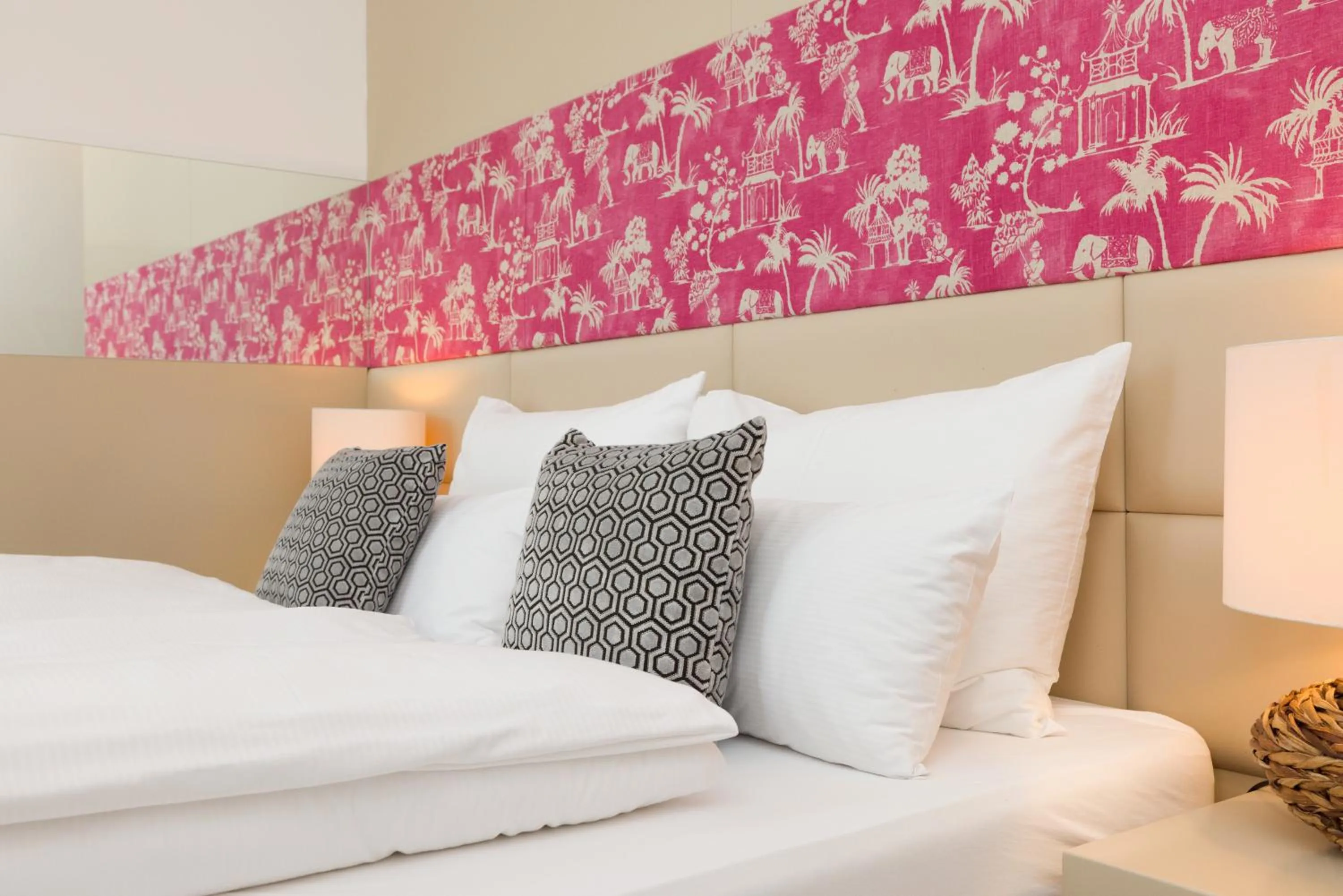 Bed in RAFAEL KAISER - Premium Apartments - Contactless Check-In