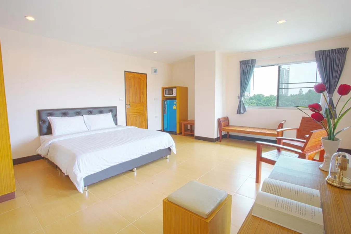 Photo of the whole room in City 1 Residence