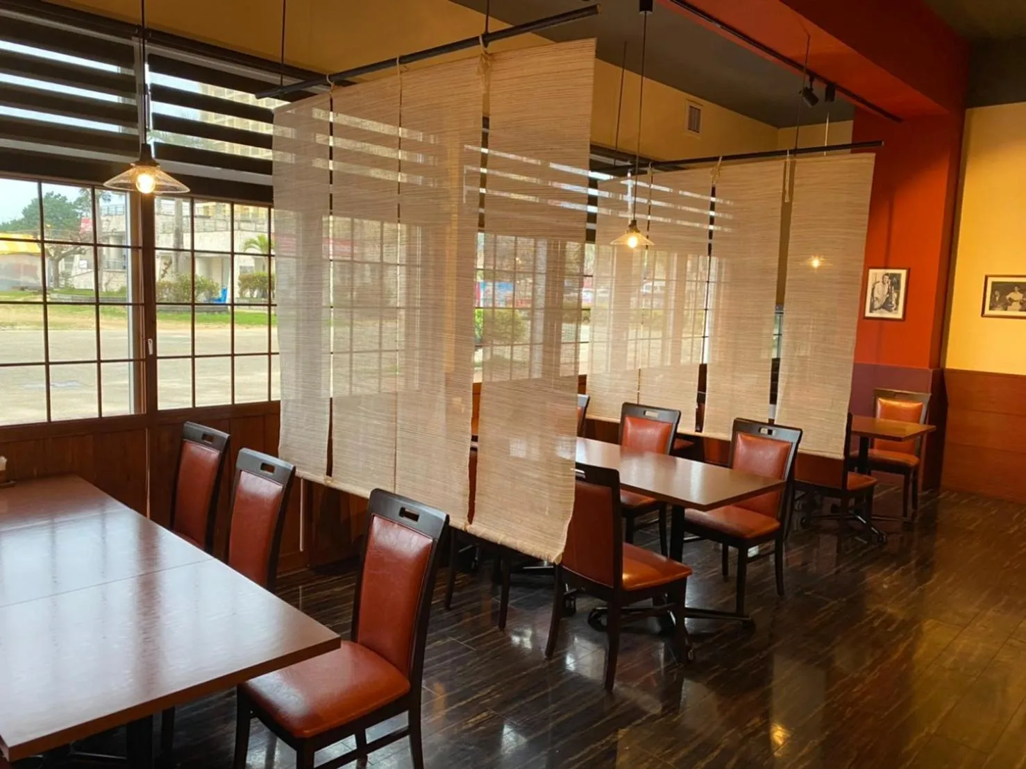 Restaurant/places to eat in Sunset Beach Hotel