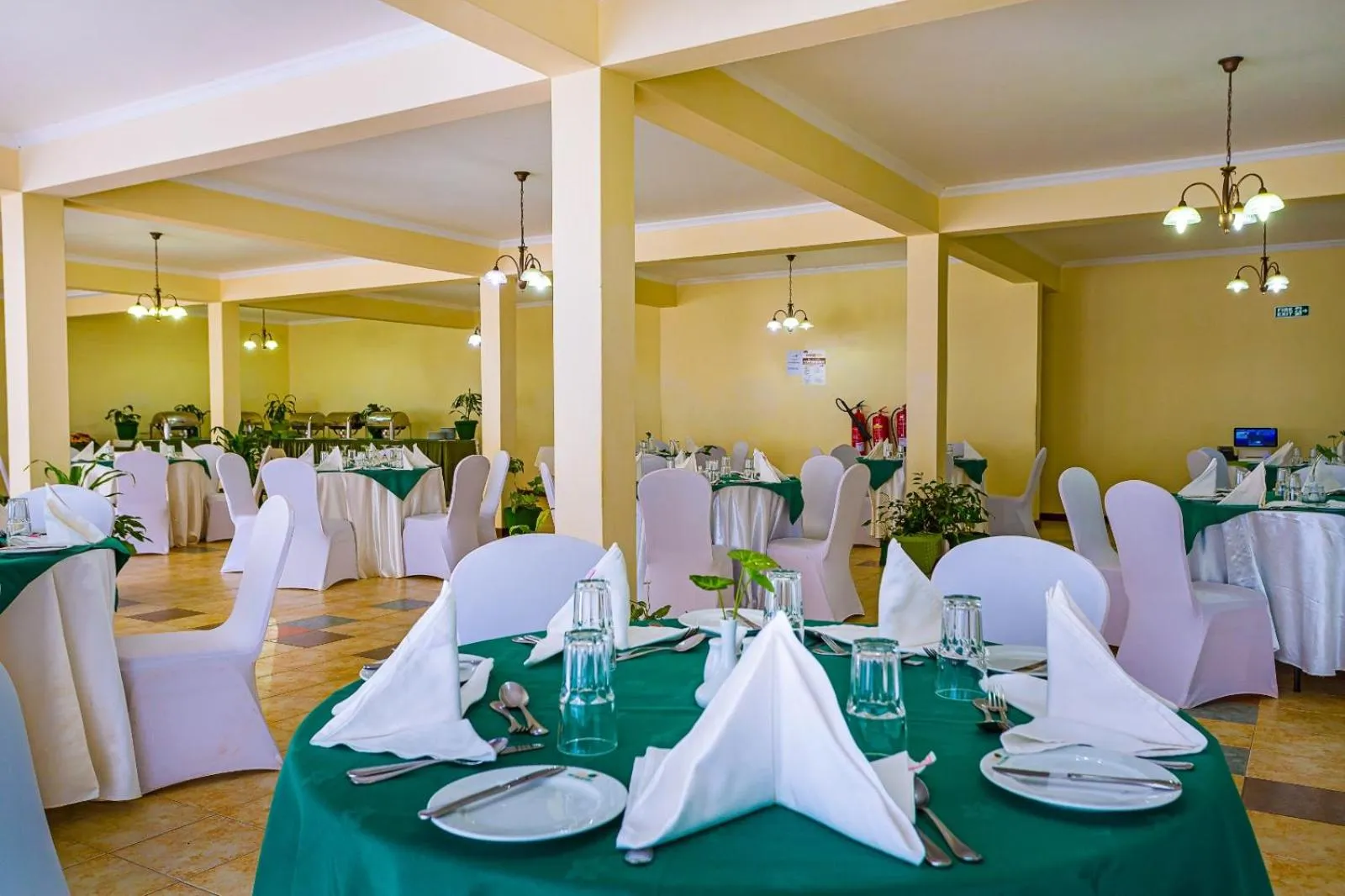 Restaurant/places to eat in Rift Valley Hills Resort