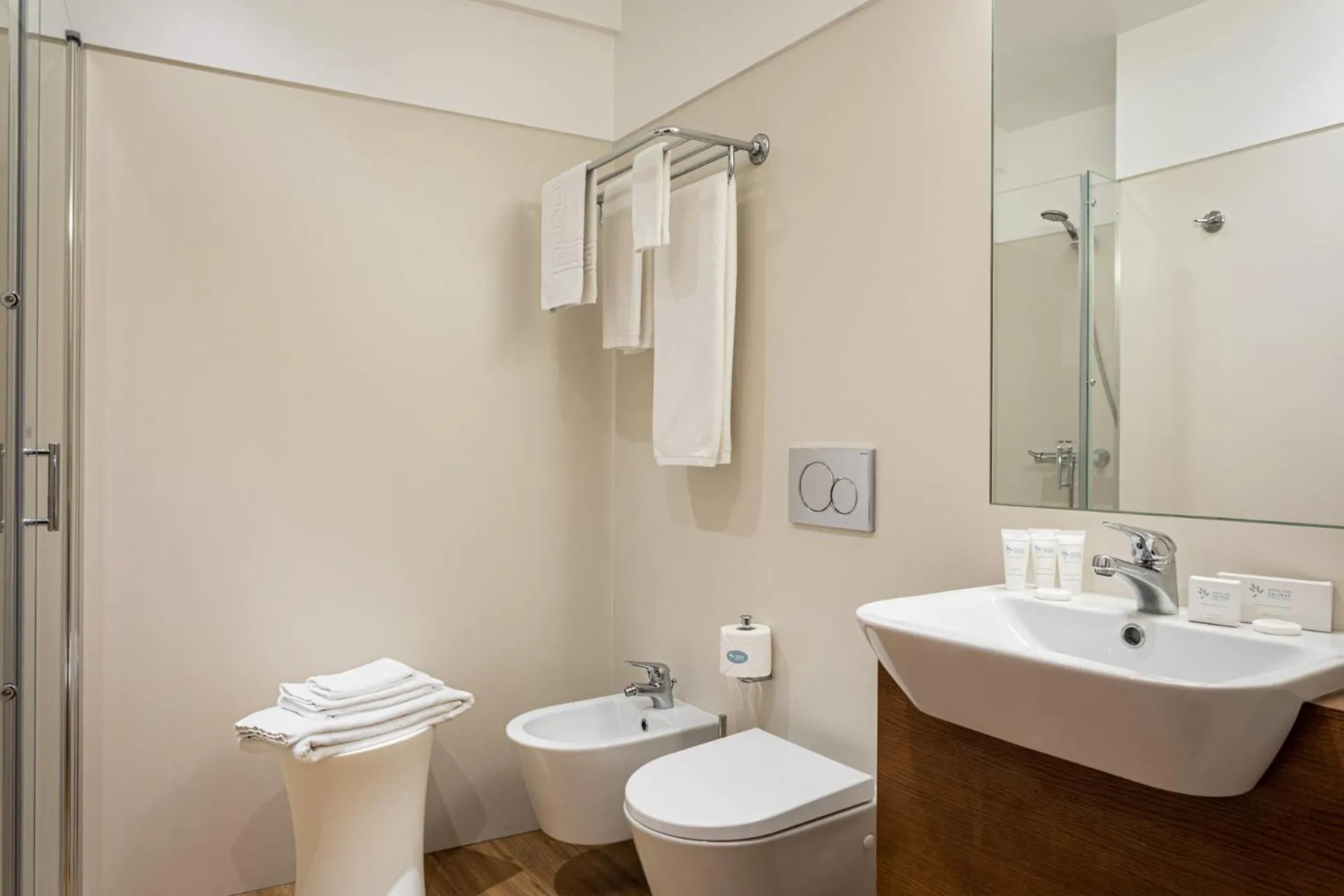 Shower in Hotel das Salinas by Alboi Group