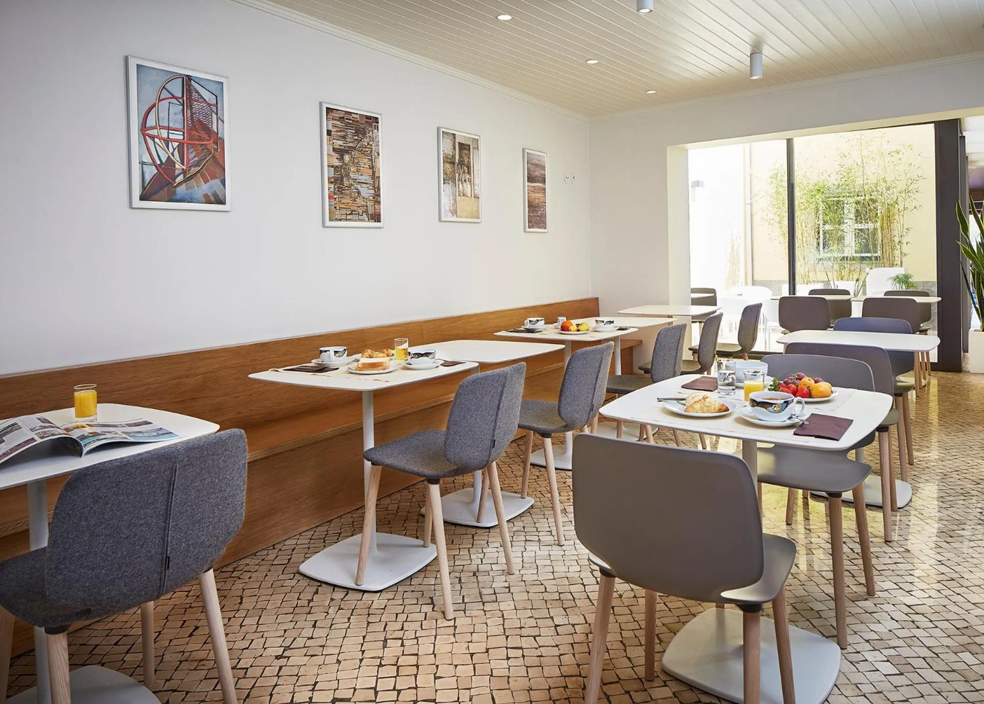 Restaurant/places to eat in Hotel das Salinas by Alboi Group