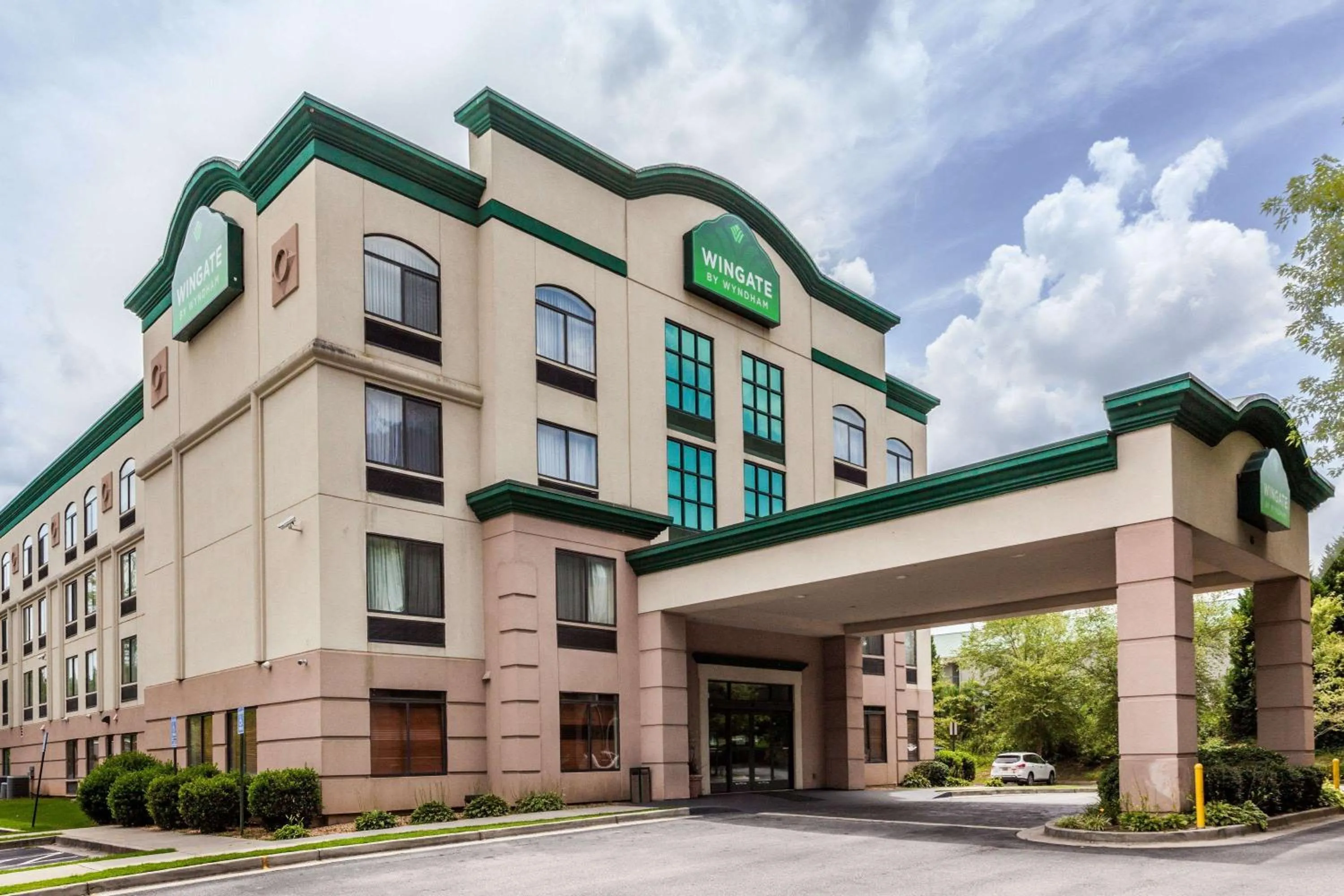 Property Building in Wingate by Wyndham Atlanta/Six Flags Austell
