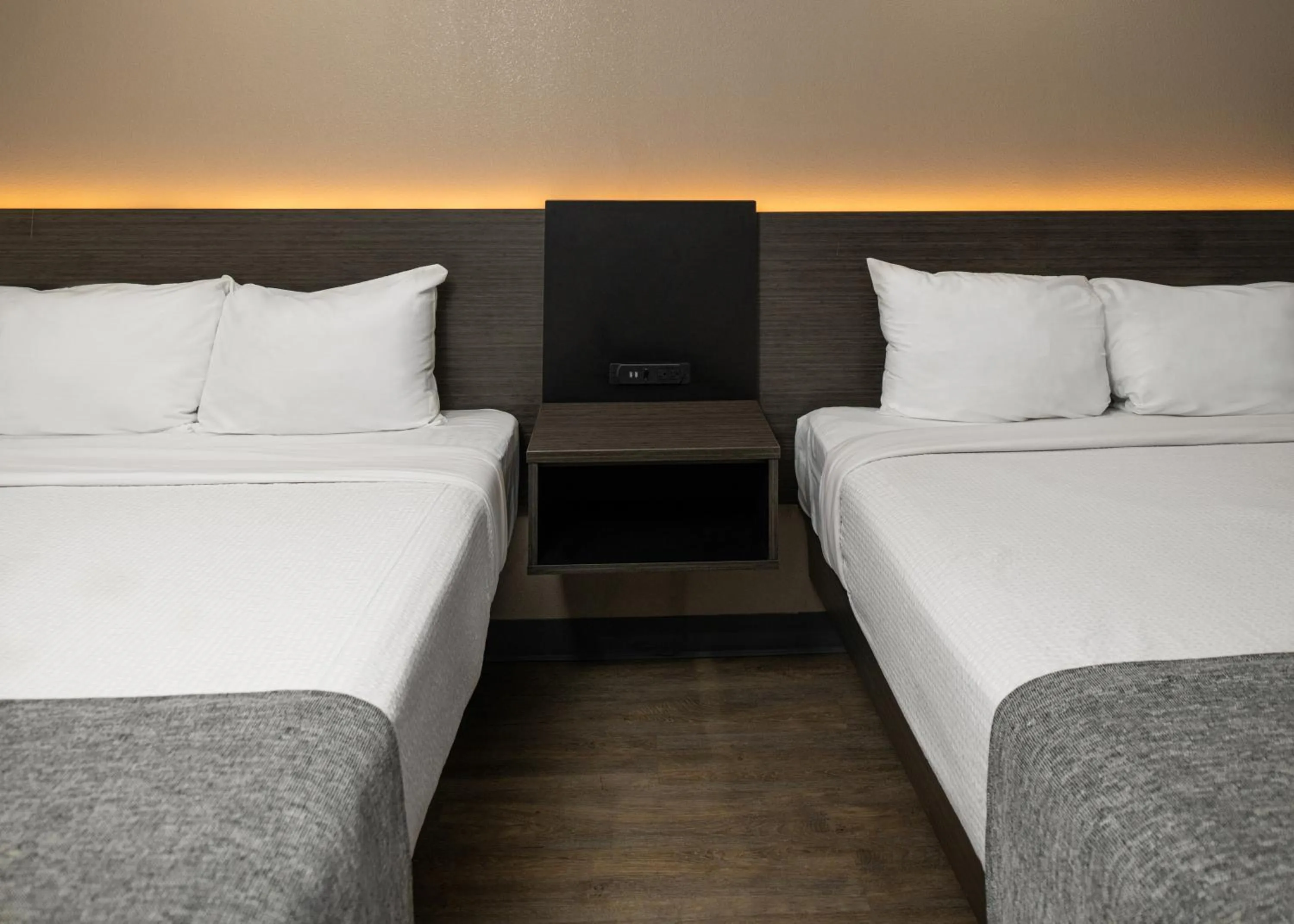 Bed in Route 66 Motel