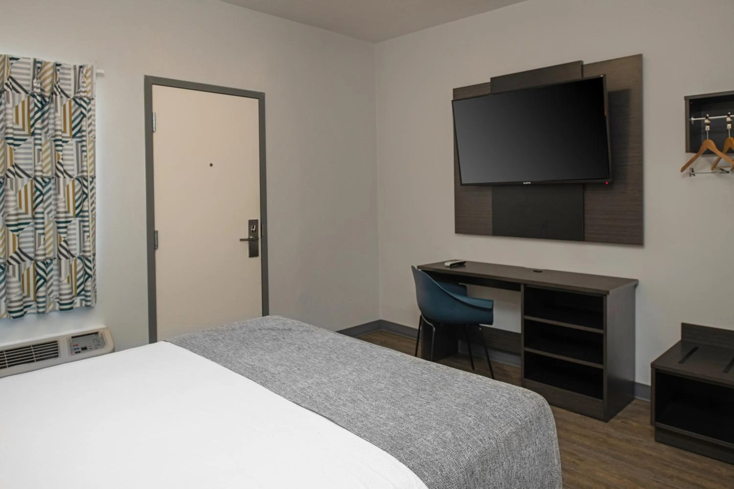 Bed in Route 66 Motel