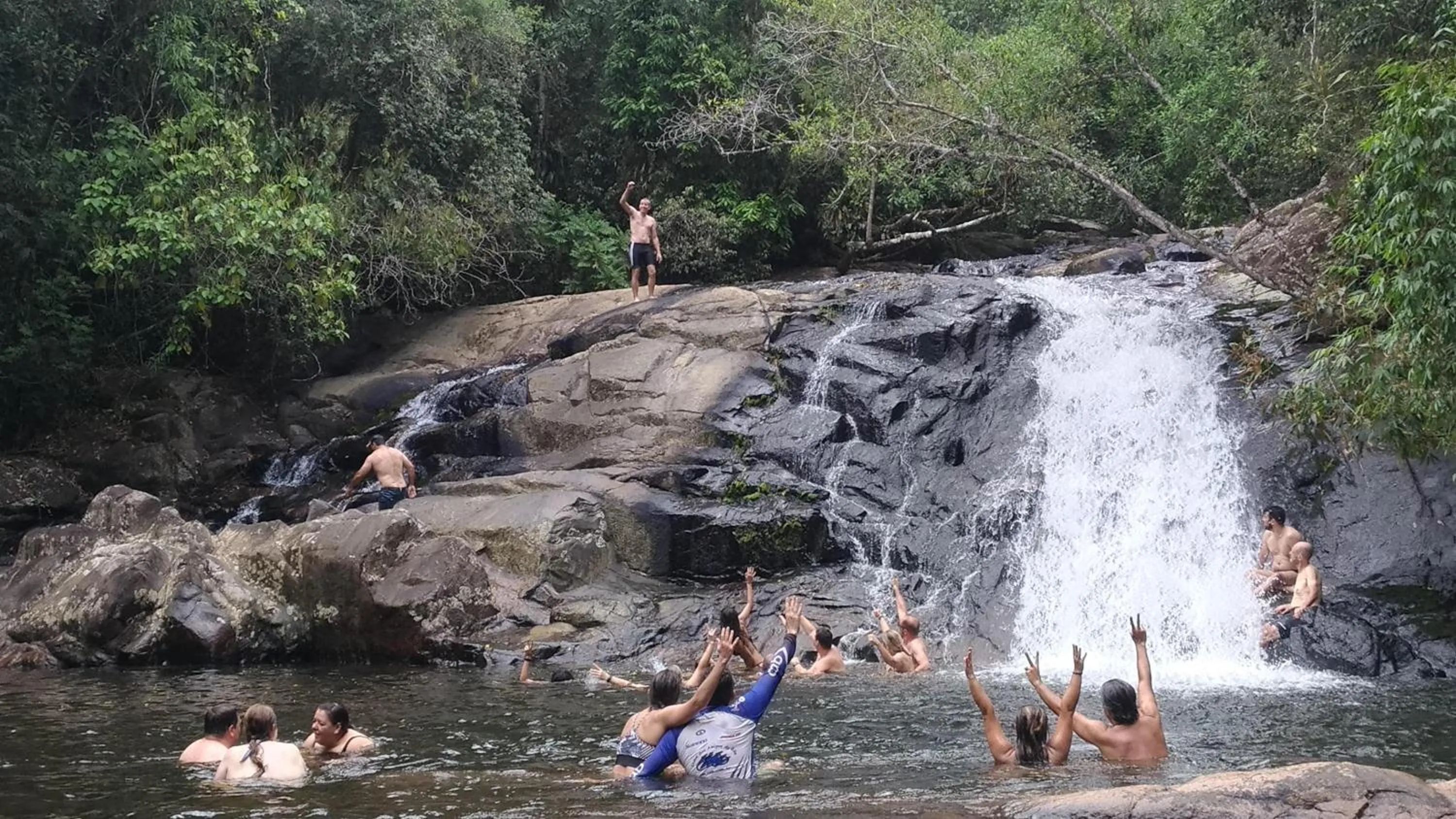 People in Hotel Marina Clube de Pesca