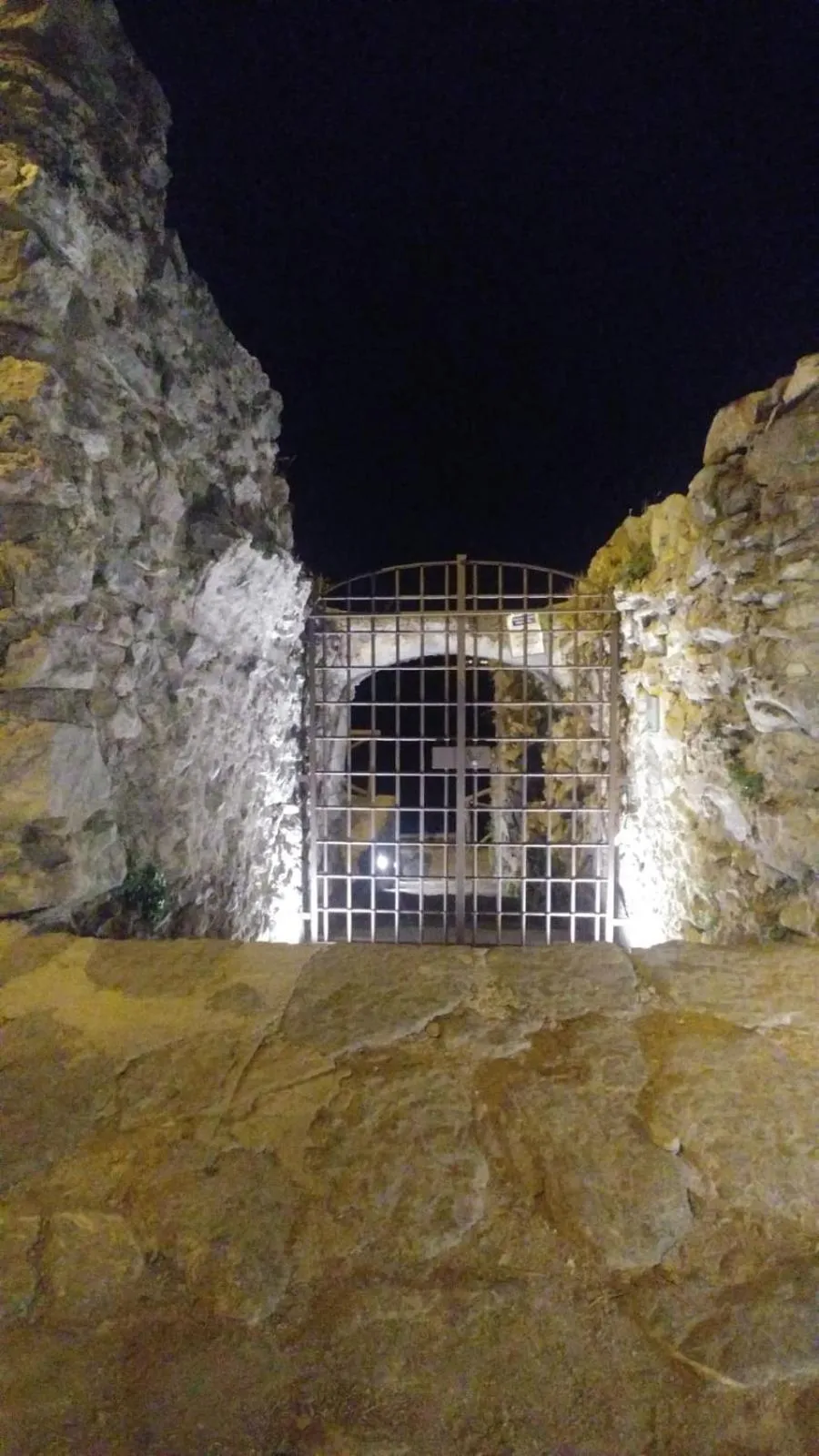 Property building in Villa Amì