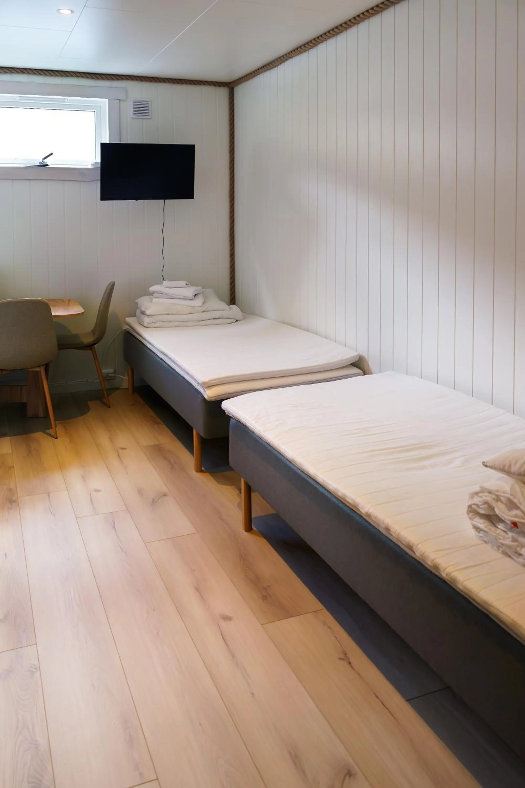 Bed in Northern Light Hotell/Camp Steinfjord