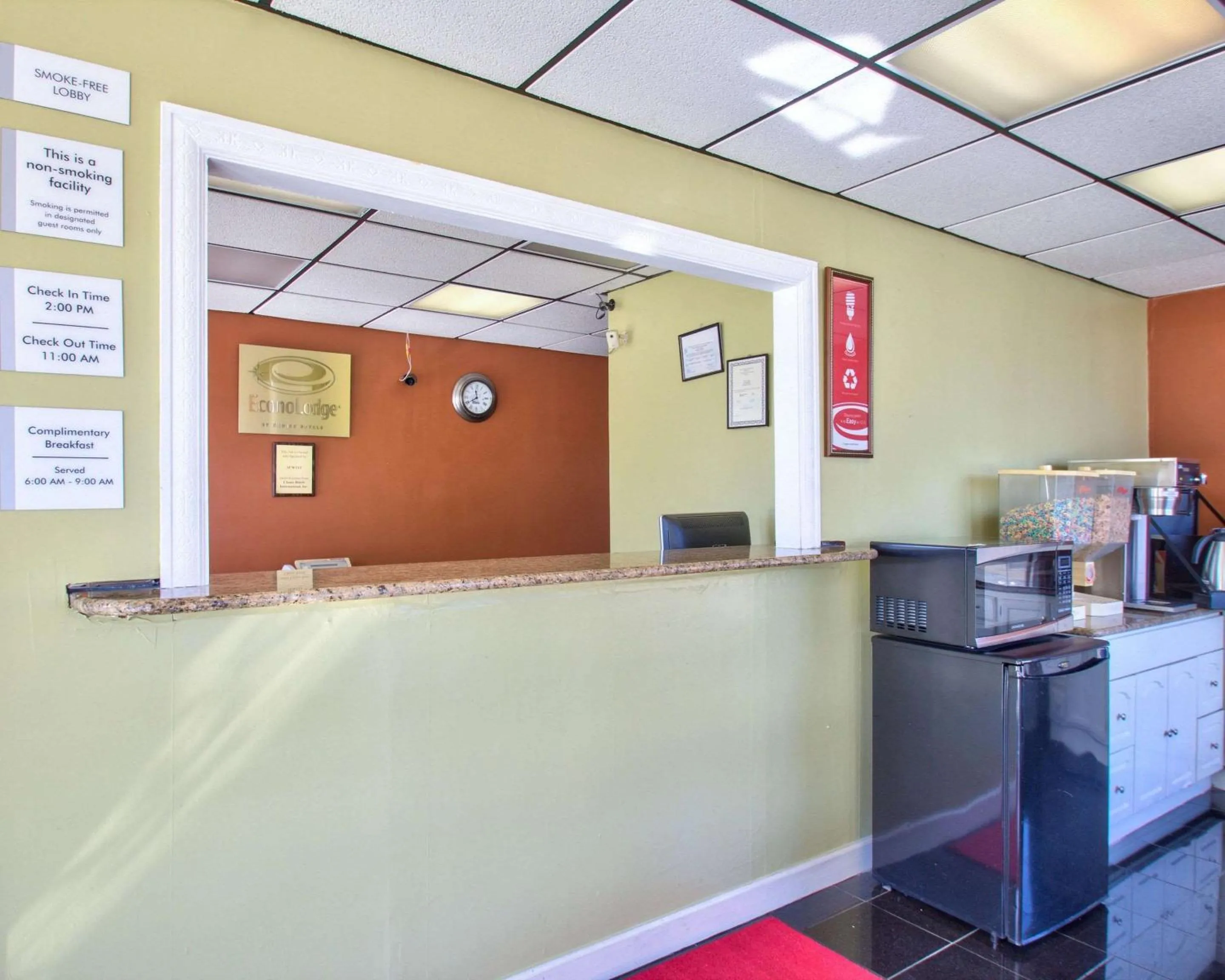 Lobby or reception in Econo Lodge Donalsonville