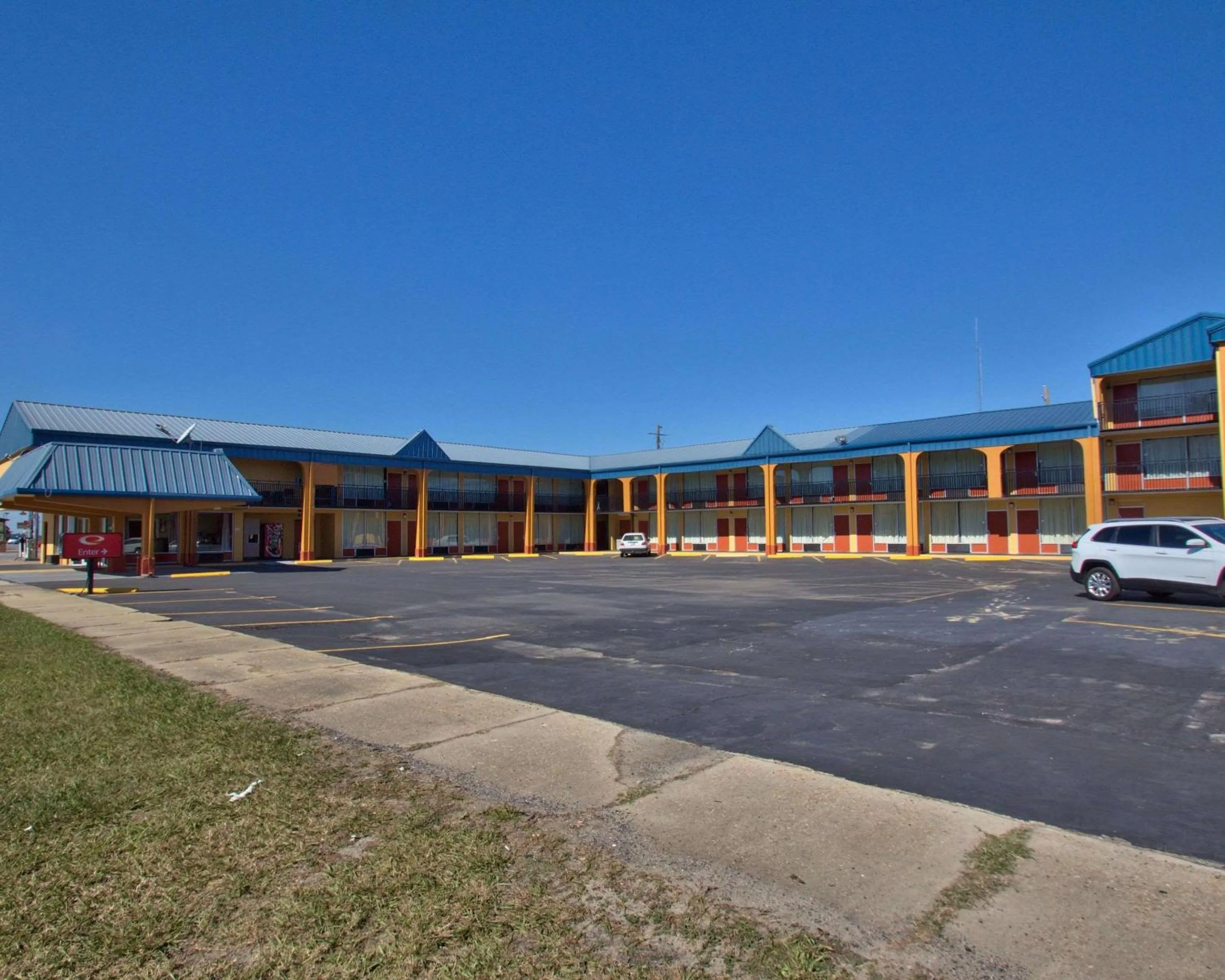 Property building in Econo Lodge Donalsonville