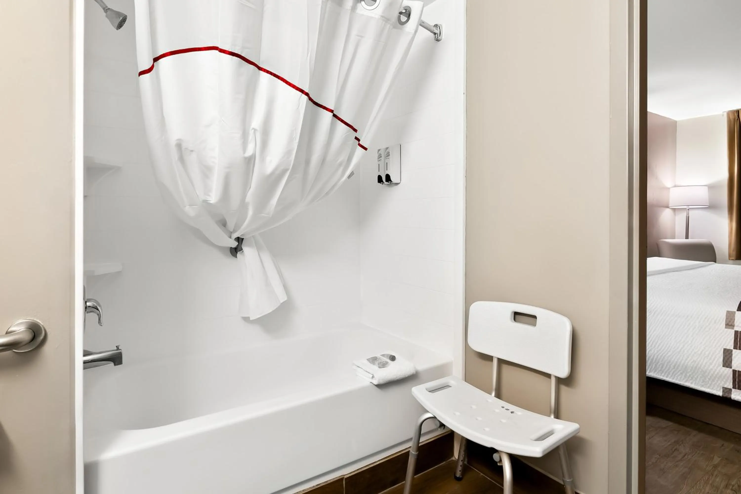 Bathroom in Red Roof Inn Rock Hill