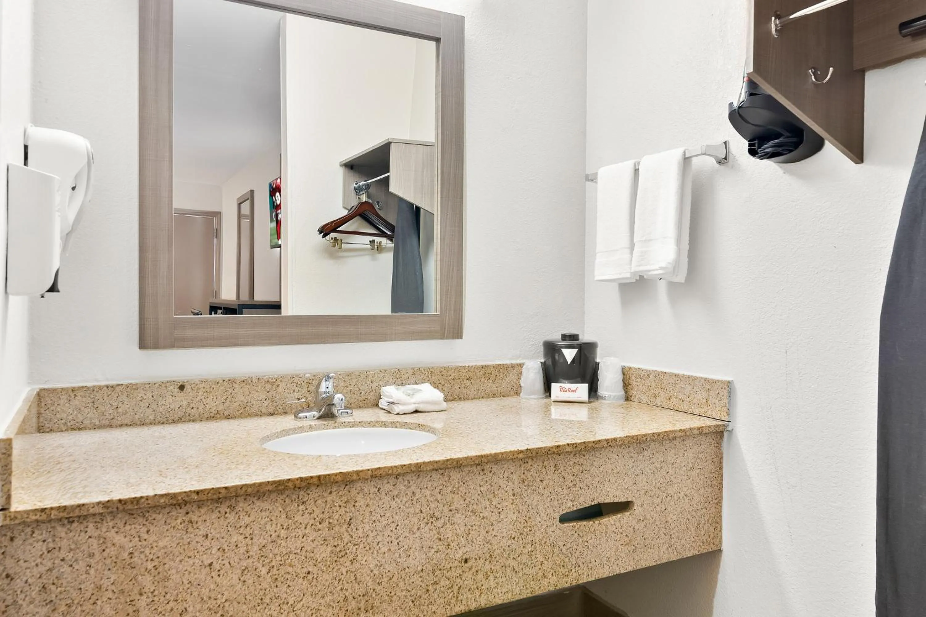 Bathroom in Red Roof Inn Rock Hill