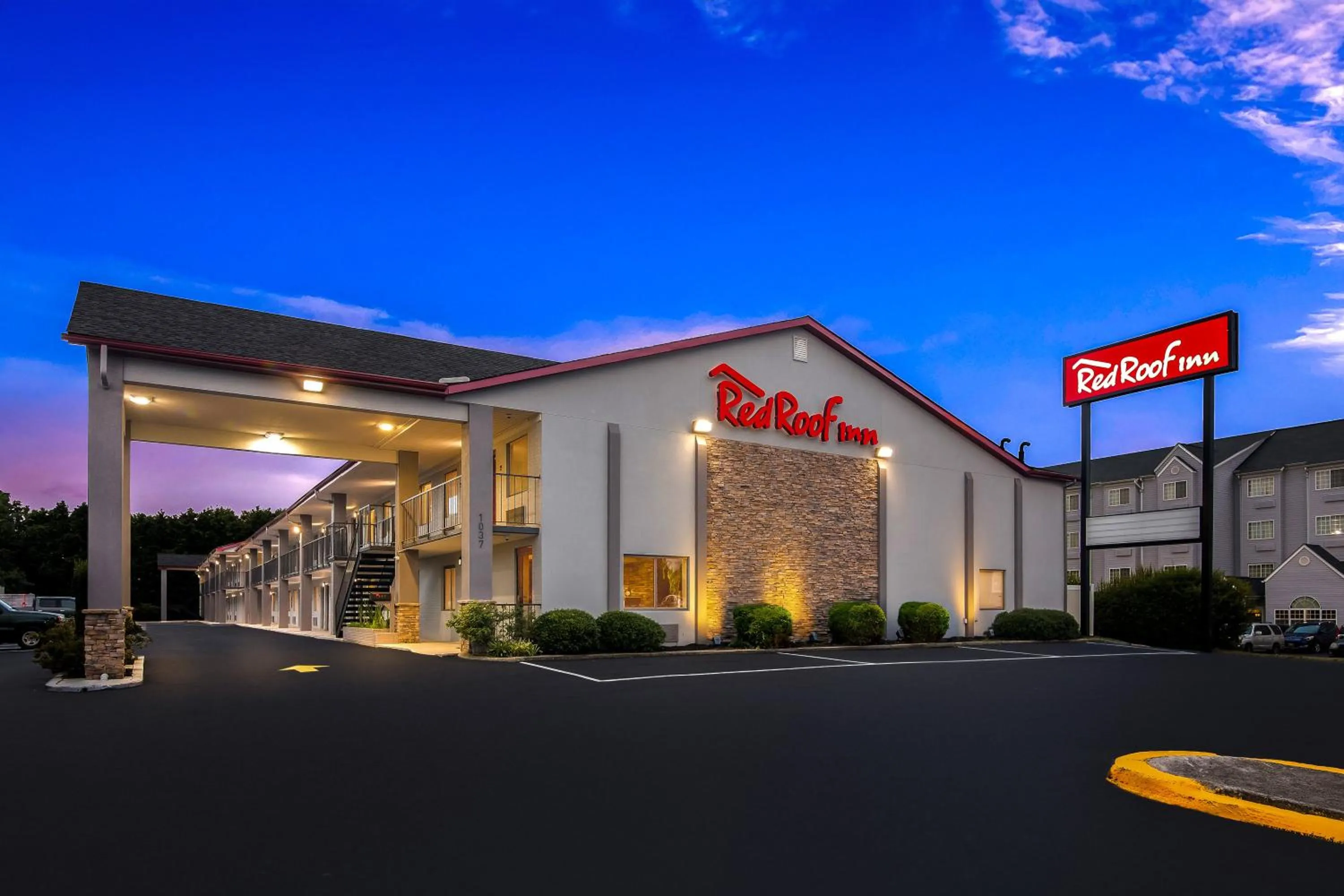 Property building in Red Roof Inn Rock Hill