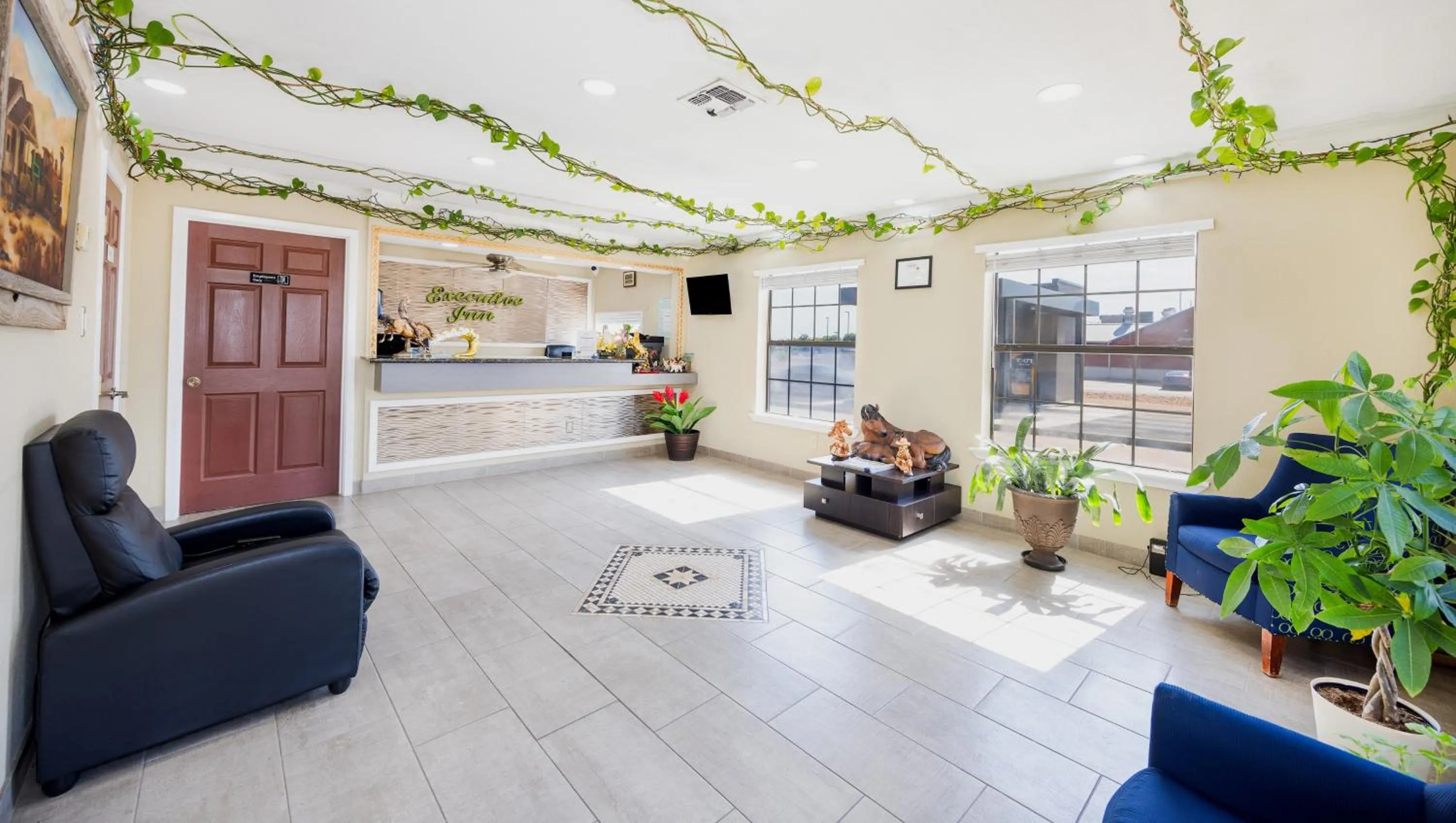 Lobby or reception in Executive Inn Hondo