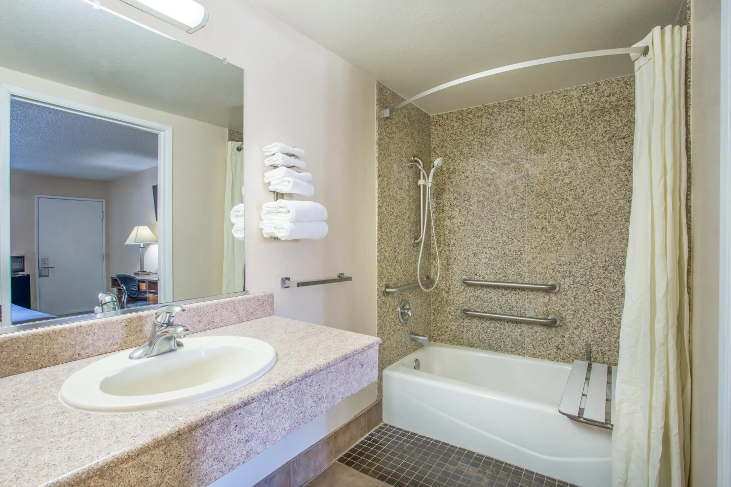 Hotel Seville - Ontario Airport/Chino