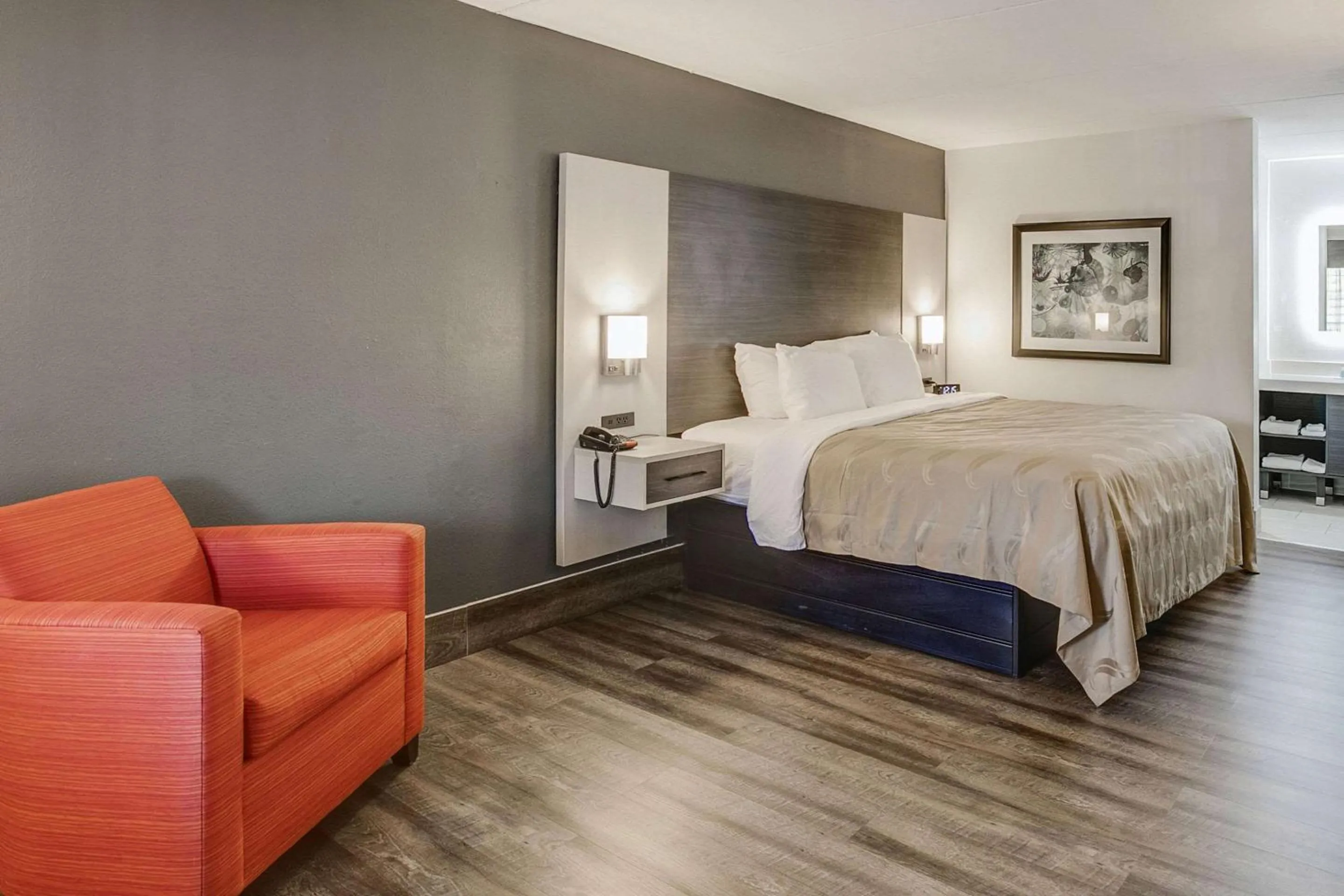 Bedroom, Bed in Quality Inn Elberton