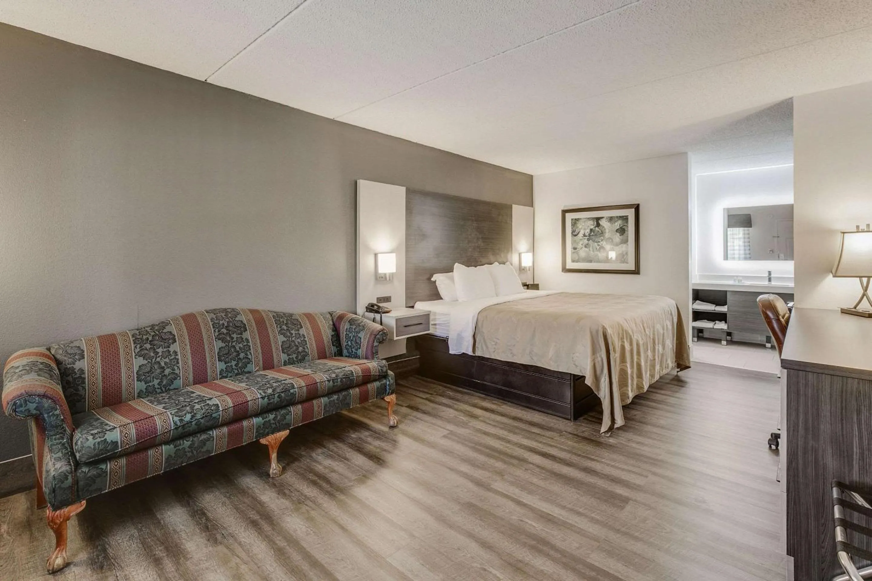 Bedroom, Bed in Quality Inn Elberton