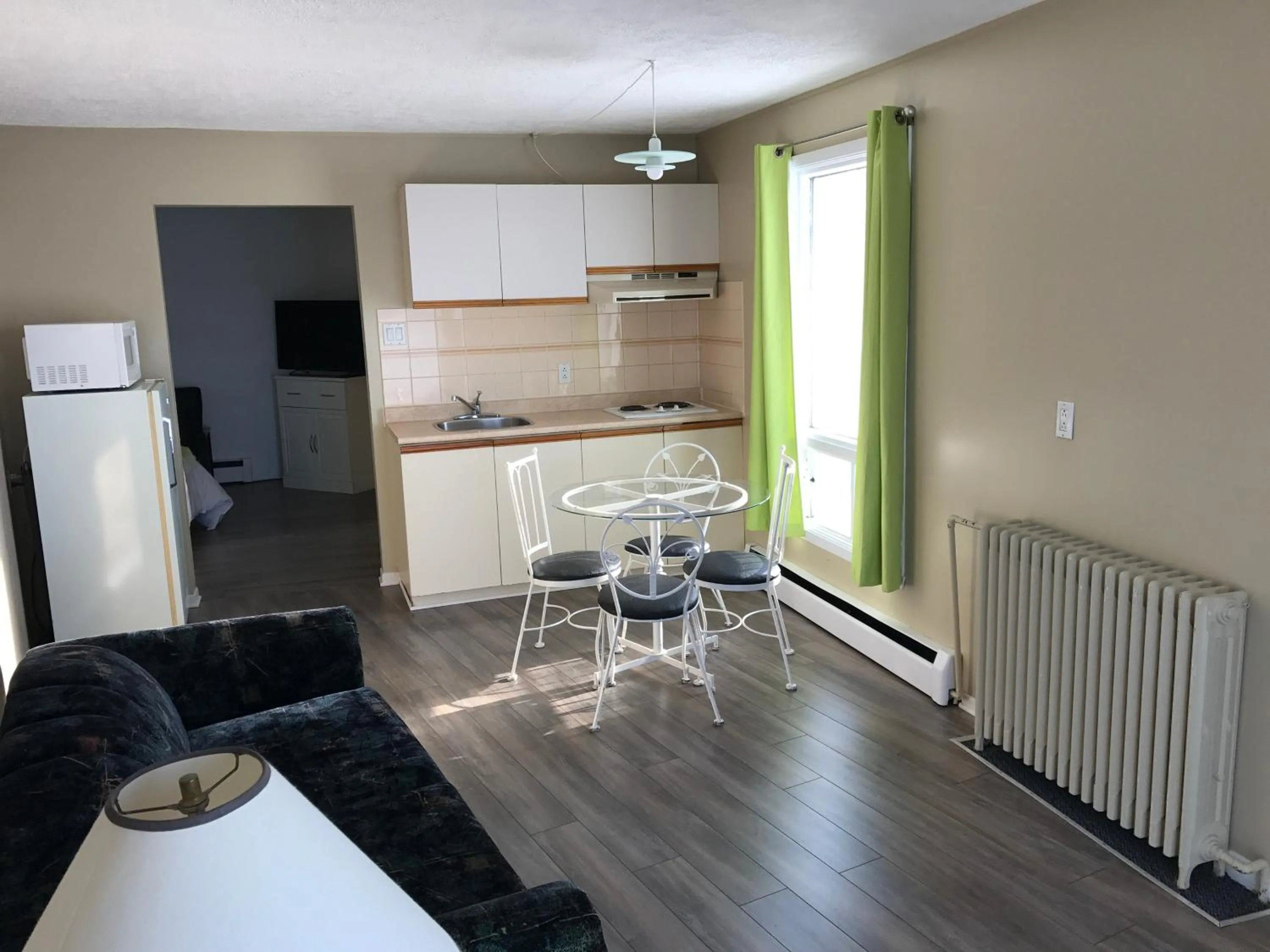 Kitchen or kitchenette in Motel Belle Riviere