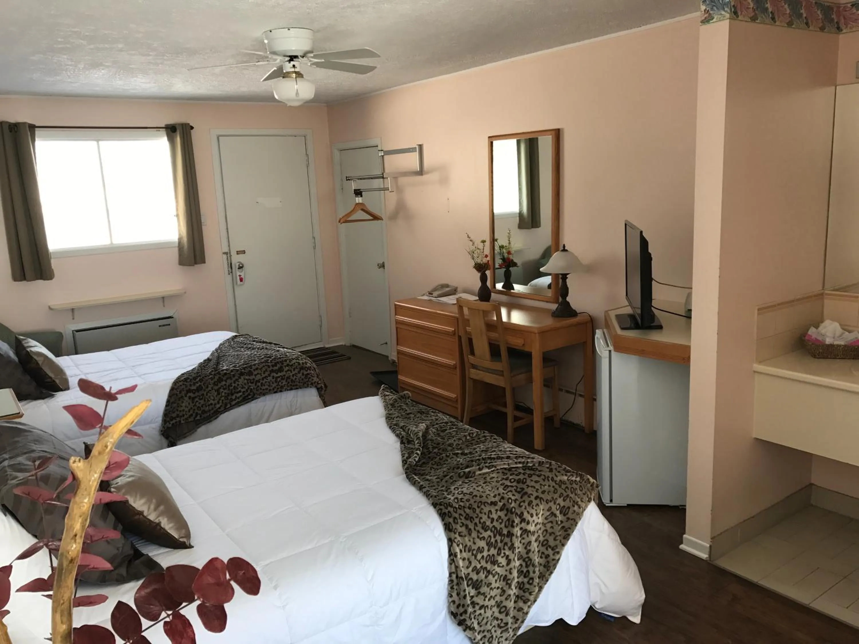 Bedroom, Bed in Motel Belle Riviere