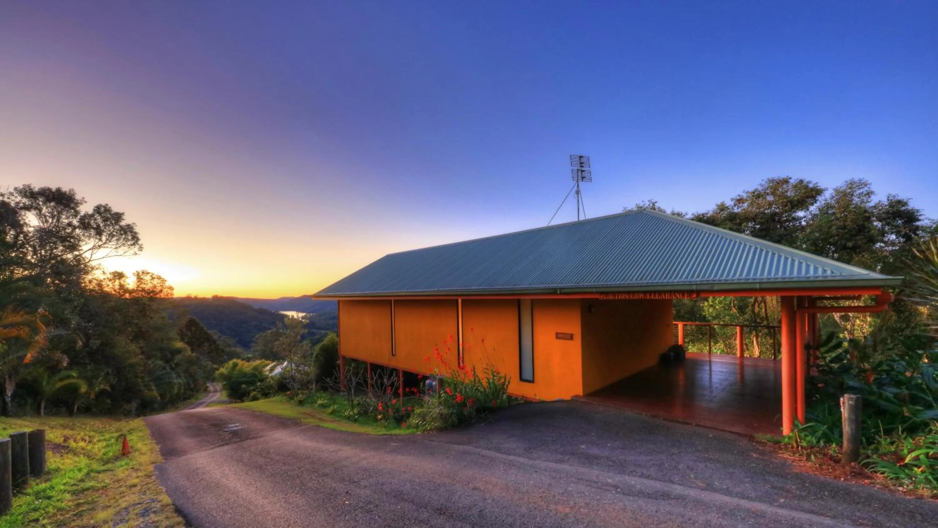 Maleny Tropical Retreat