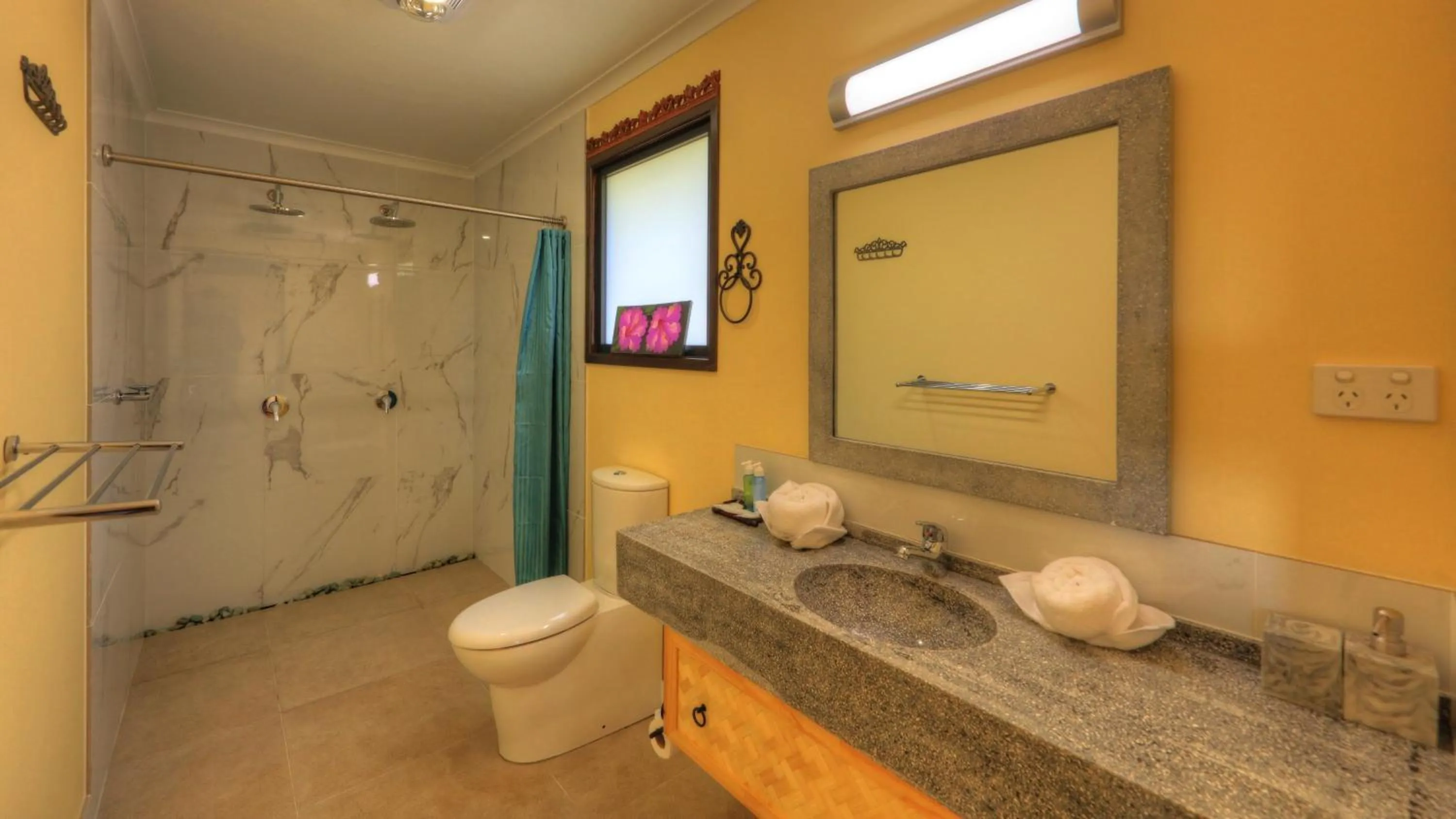 Maleny Tropical Retreat