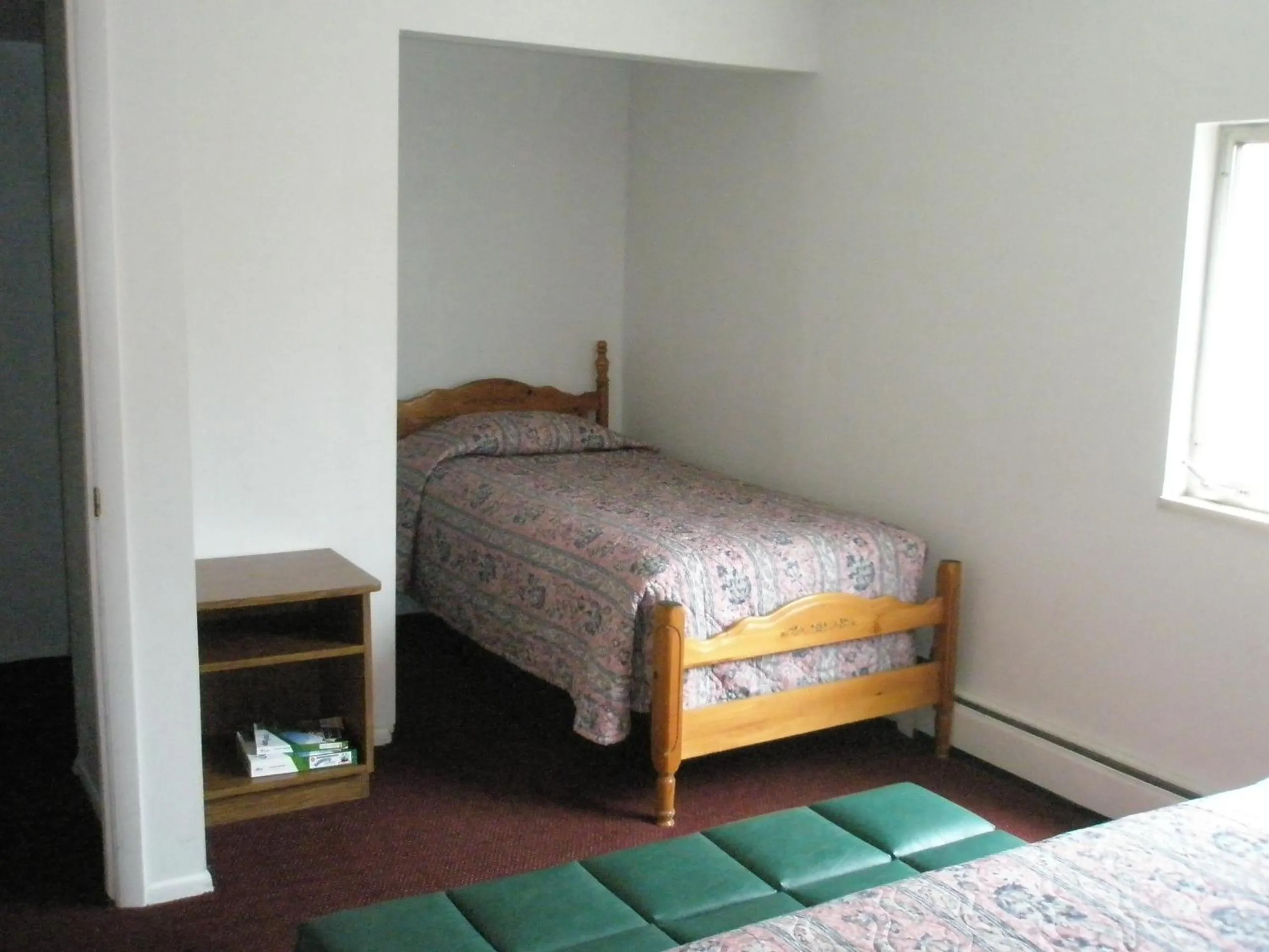 Day in Mel Haven Motel