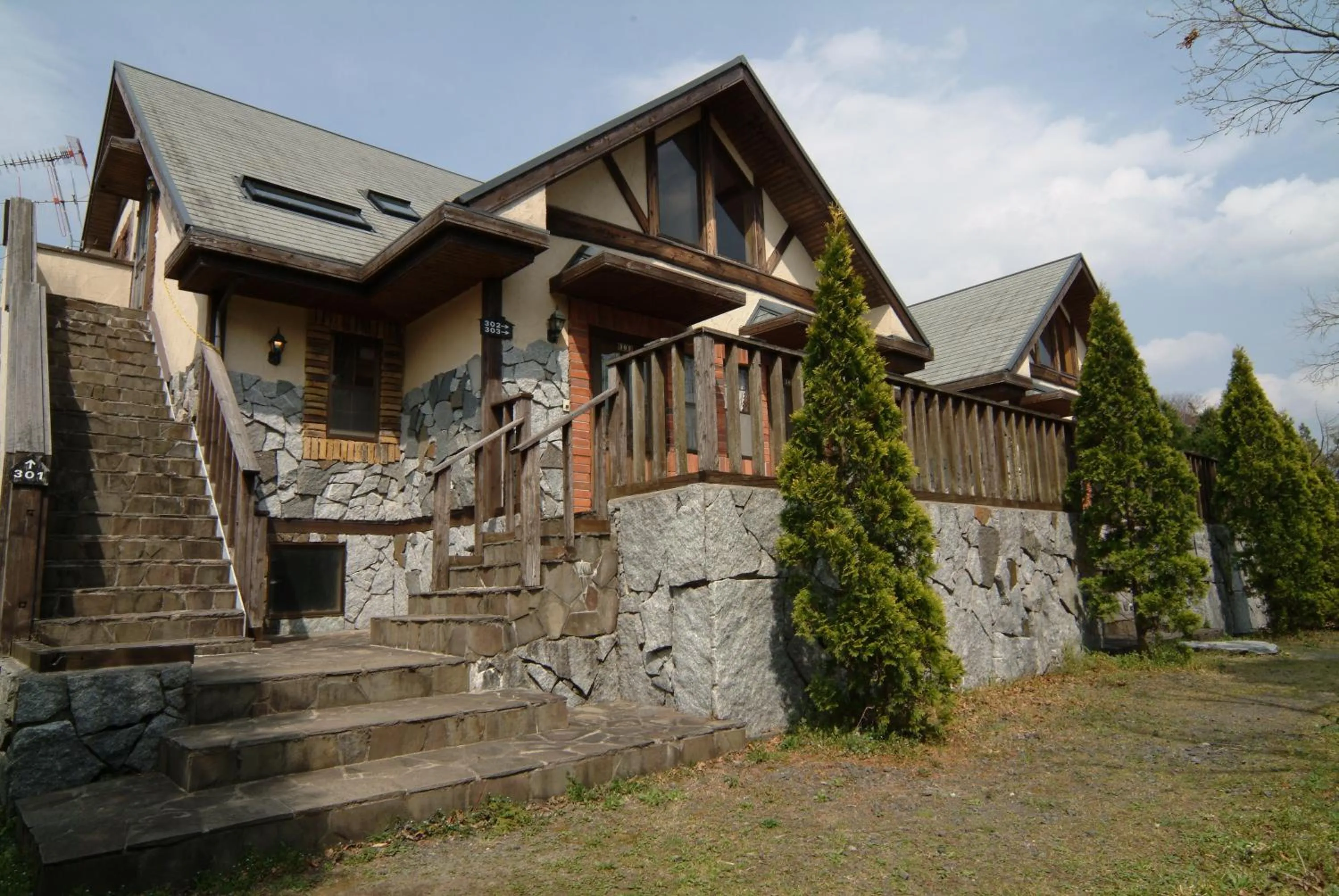Facade/entrance in Minami Aso Luna Observatory Auberge Mori no Atelier